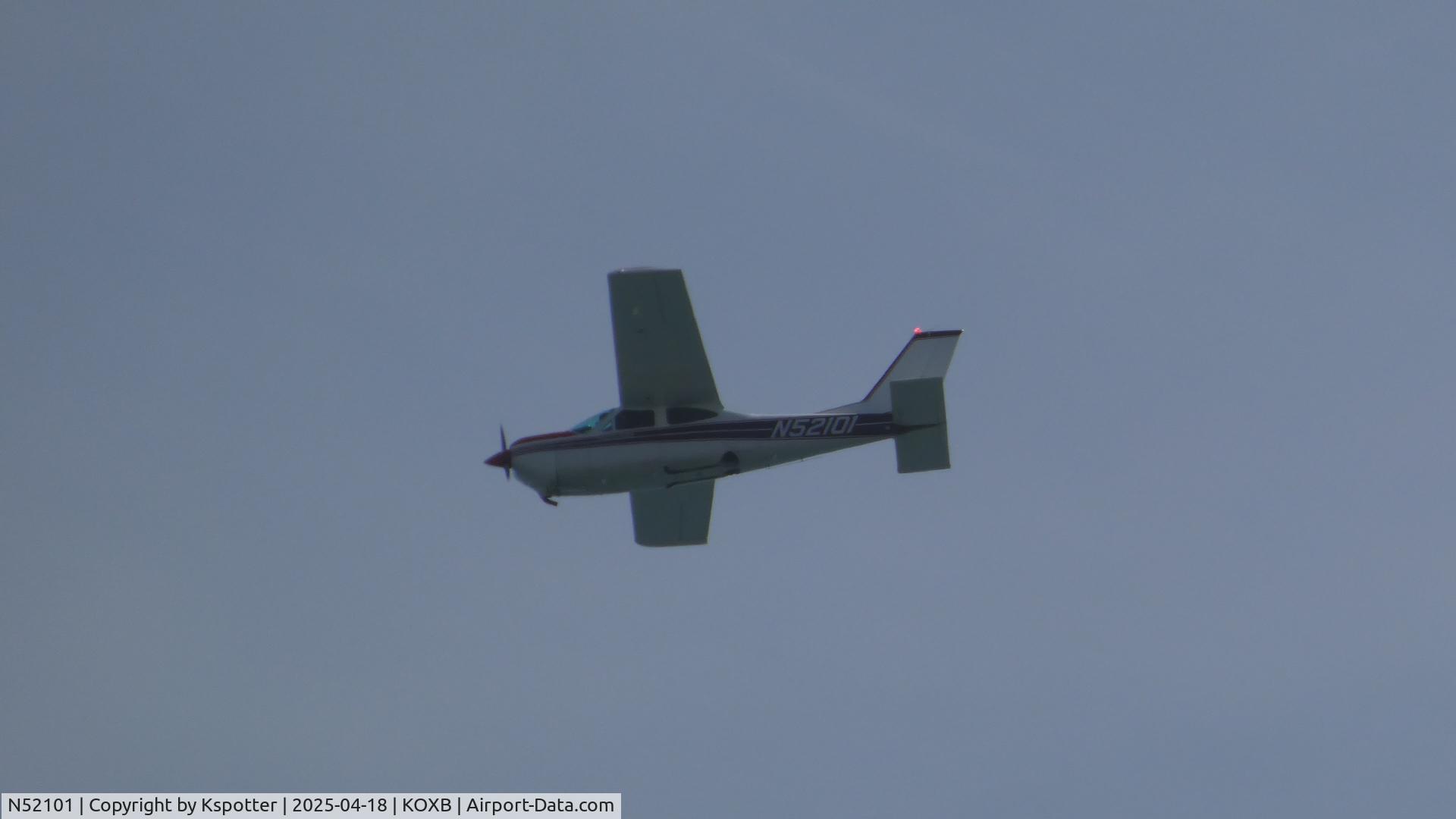 N52101, Cessna 177RG Cardinal C/N 177RG1170, Cool seeing the gear retracted