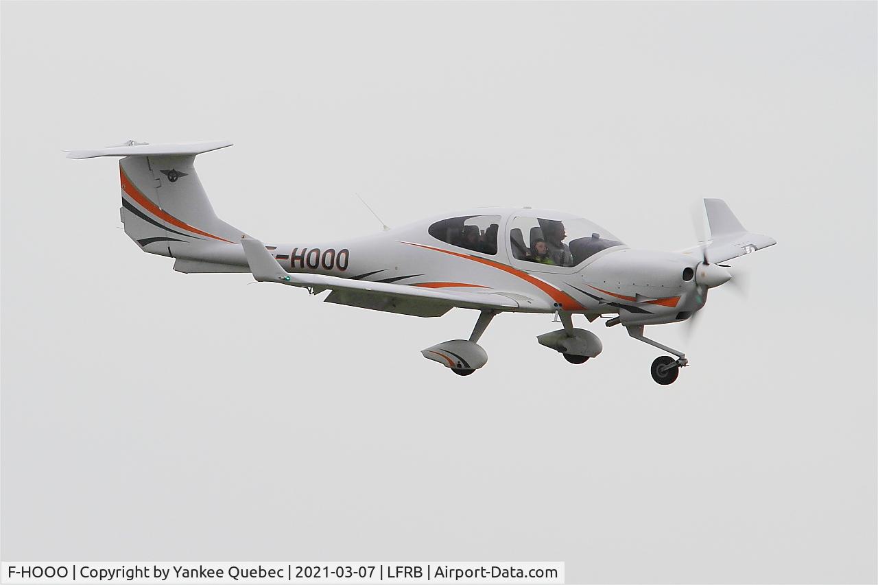 F-HOOO, 2013 Diamond DA-40 Diamond Star C/N D4.144, Short approach rwy 07R, Brest-Bretagne airport (LFRB-BES)