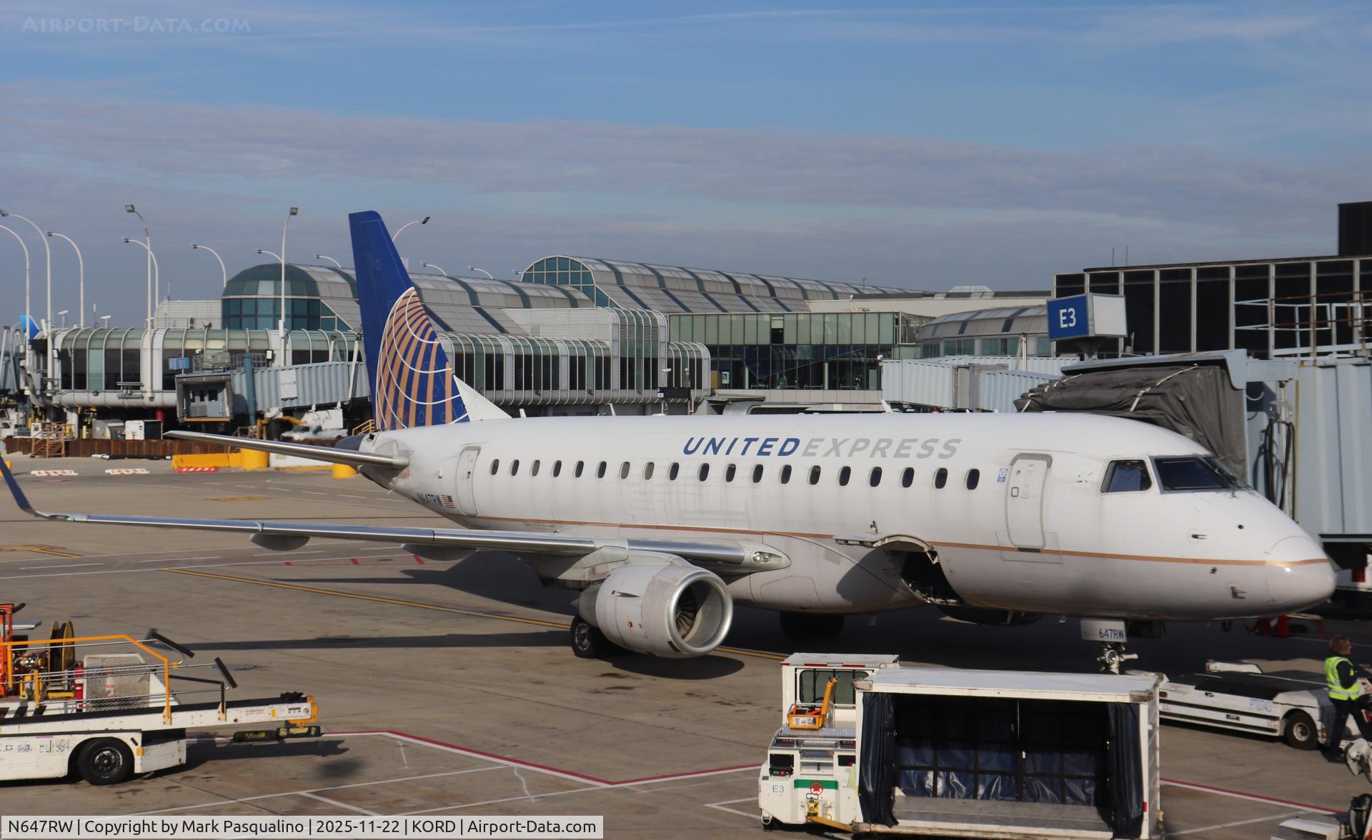 N647RW, 2005 Embraer 170SE (ERJ-170-100SE) C/N 17000067, ERJ-170-100SE