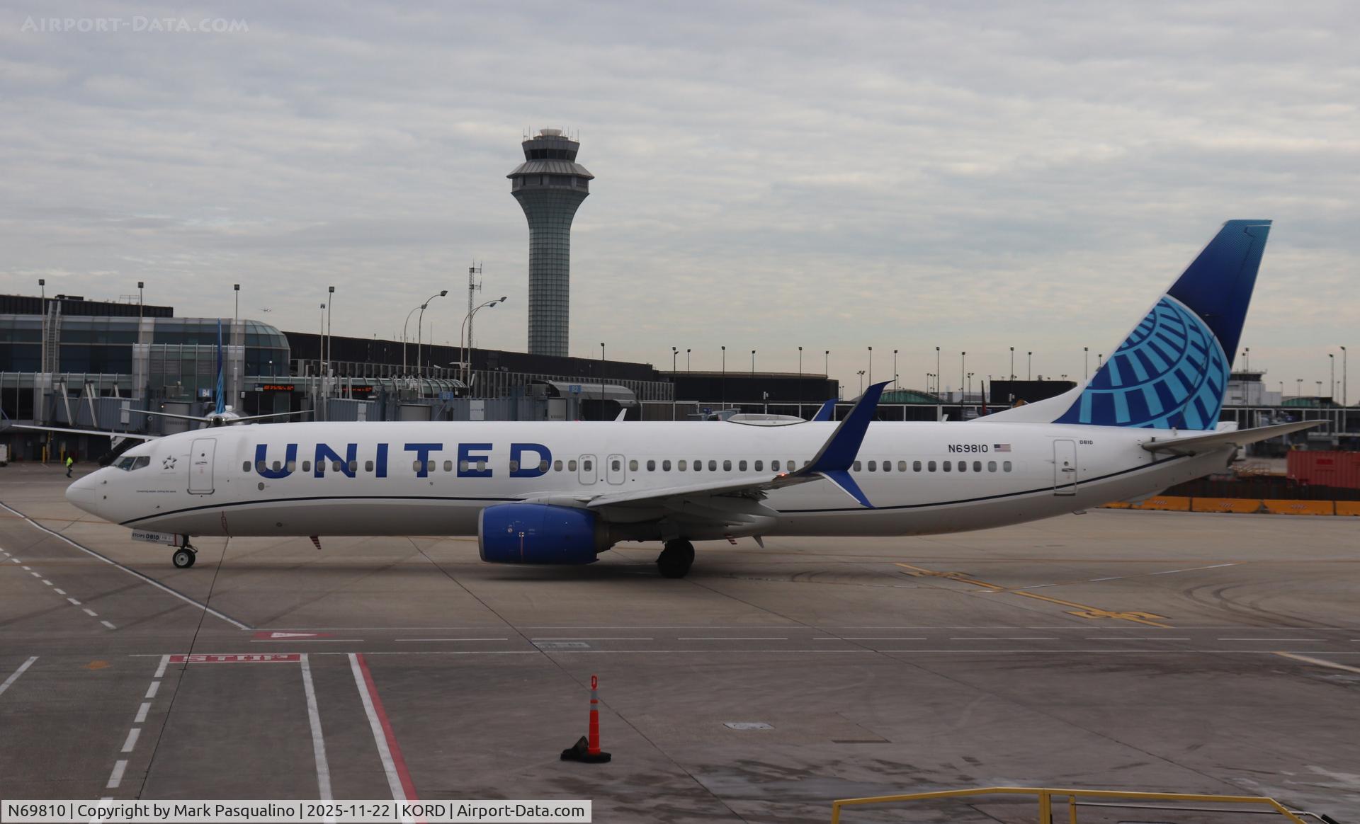 N69810, 2013 Boeing 737-924/ER C/N 42744, Boeing 737-924/ER