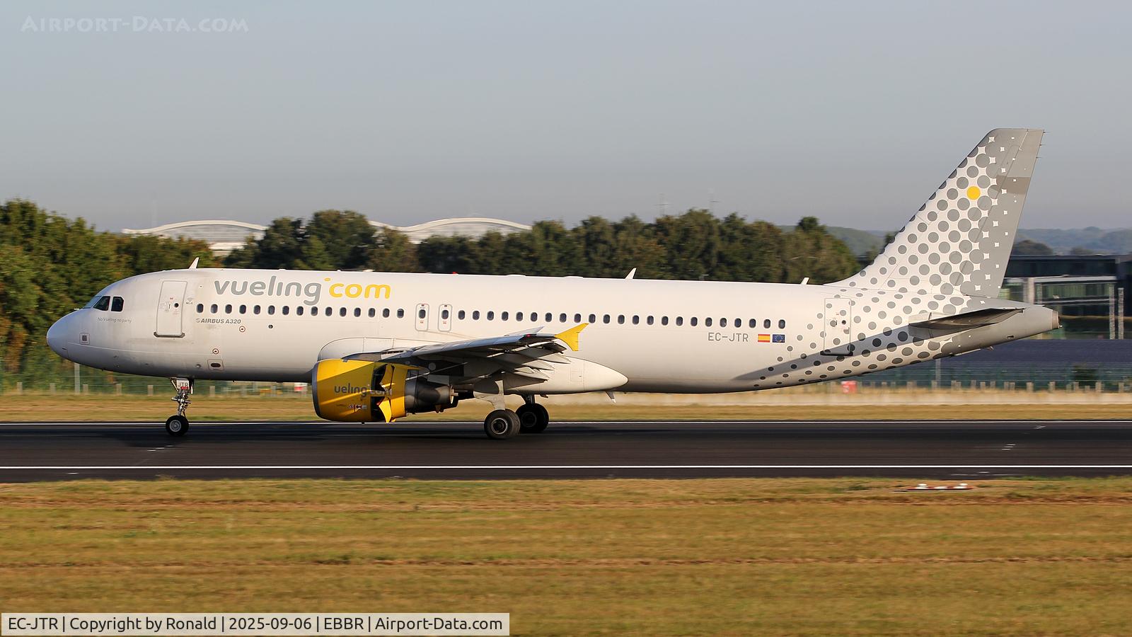 EC-JTR, 2006 Airbus A320-214 C/N 2798, at ebbr