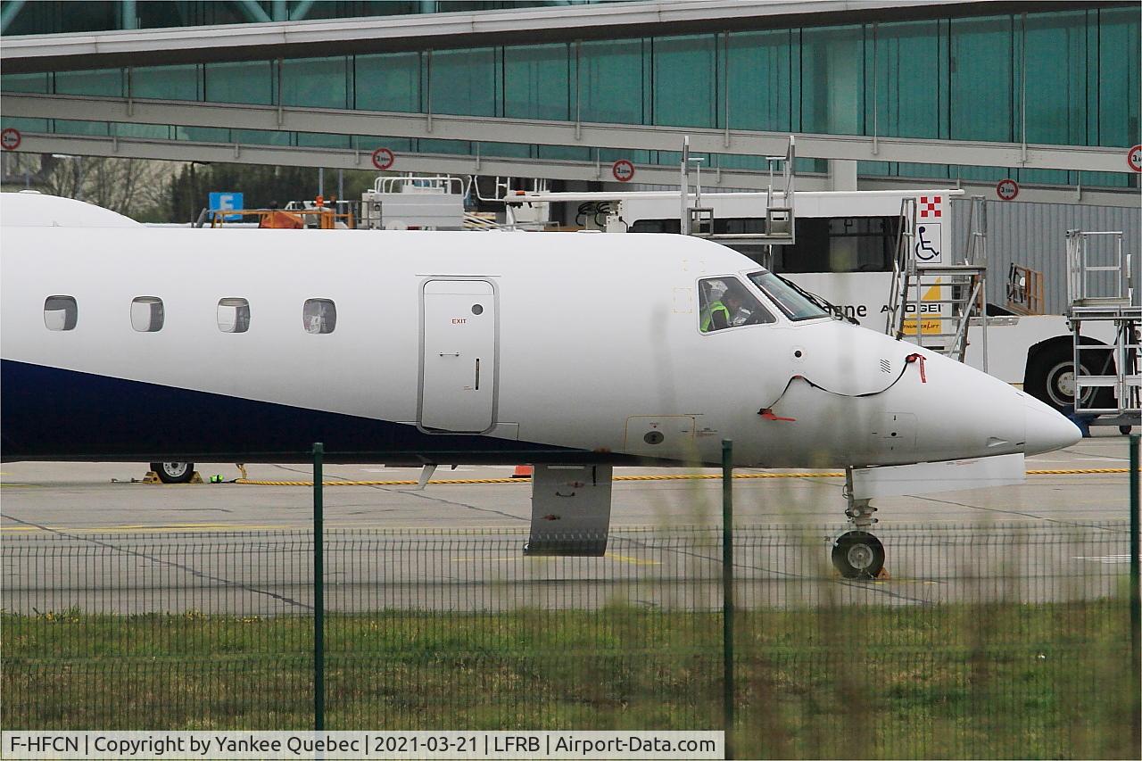 F-HFCN, 2000 Embraer EMB-145MP (ERJ-145MP) C/N 145362, Boarding area, Brest-Bretagne airport (LFRB-BES)