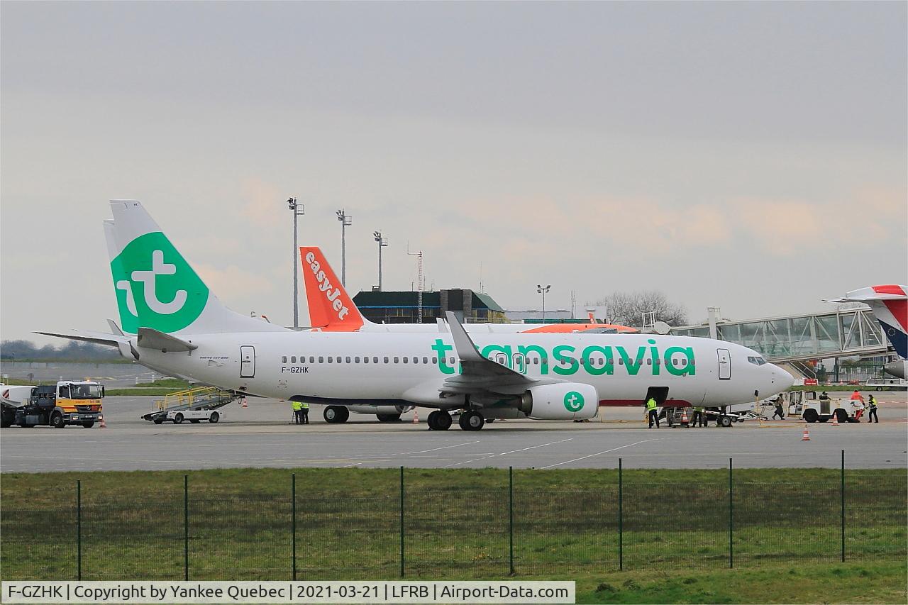 F-GZHK, 2014 Boeing 737-8K2 C/N 37790, Boarding area, Brest-Bretagne airport (LFRB-BES)