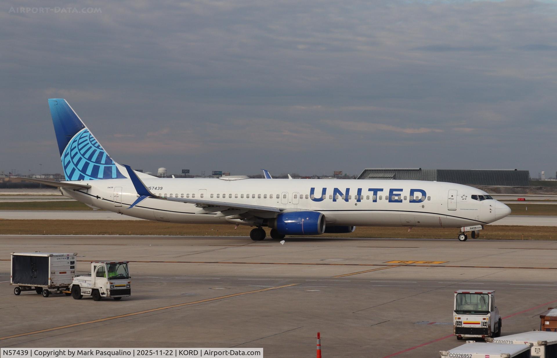 N57439, 2009 Boeing 737-924/ER C/N 33534, Boeing 737-924/ER