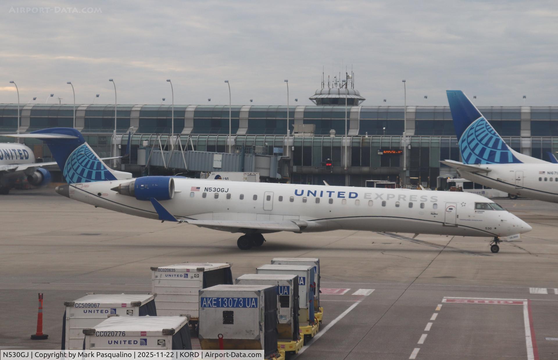 N530GJ, 2005 Bombardier CRJ-702 (CL-600-2C10) Regional Jet C/N 10216, CL-600-2C10