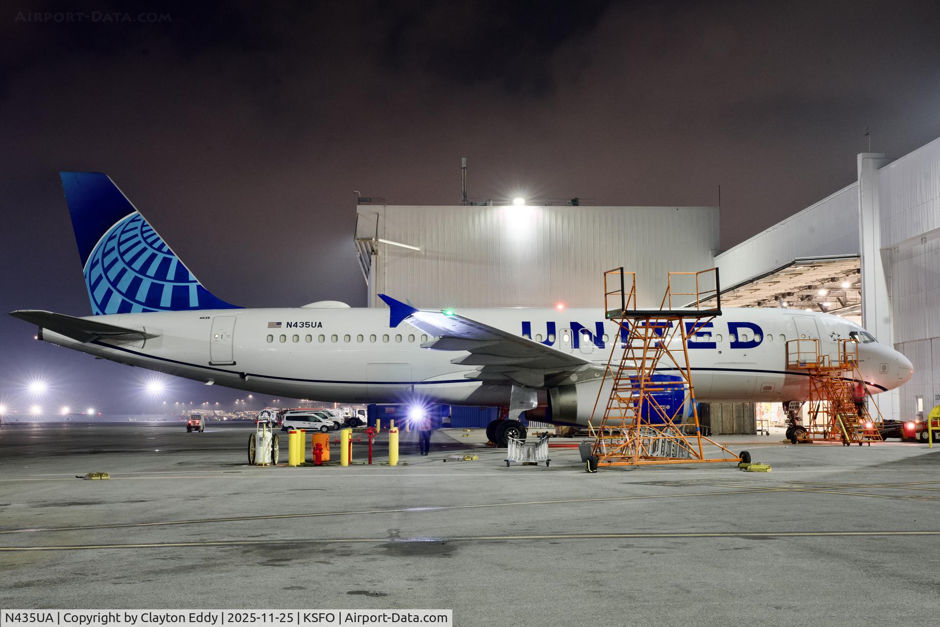 N435UA, 1996 Airbus A320-232 C/N 613, SFO 2025
