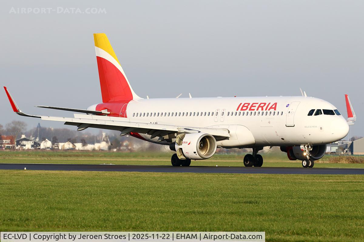 EC-LVD, 2013 Airbus A320-216 C/N 5570, eham