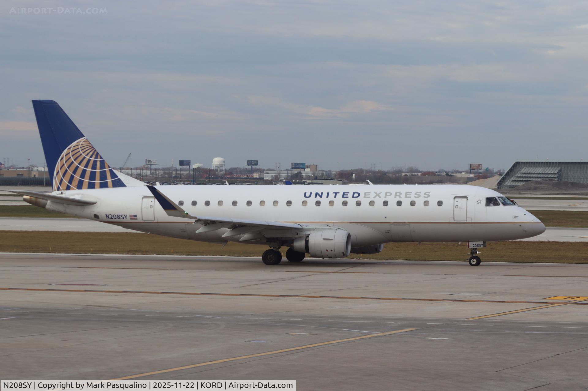 N208SY, 2017 Embraer 175LR (ERJ-170-200LR) C/N 17000644, ERJ-170-200LR