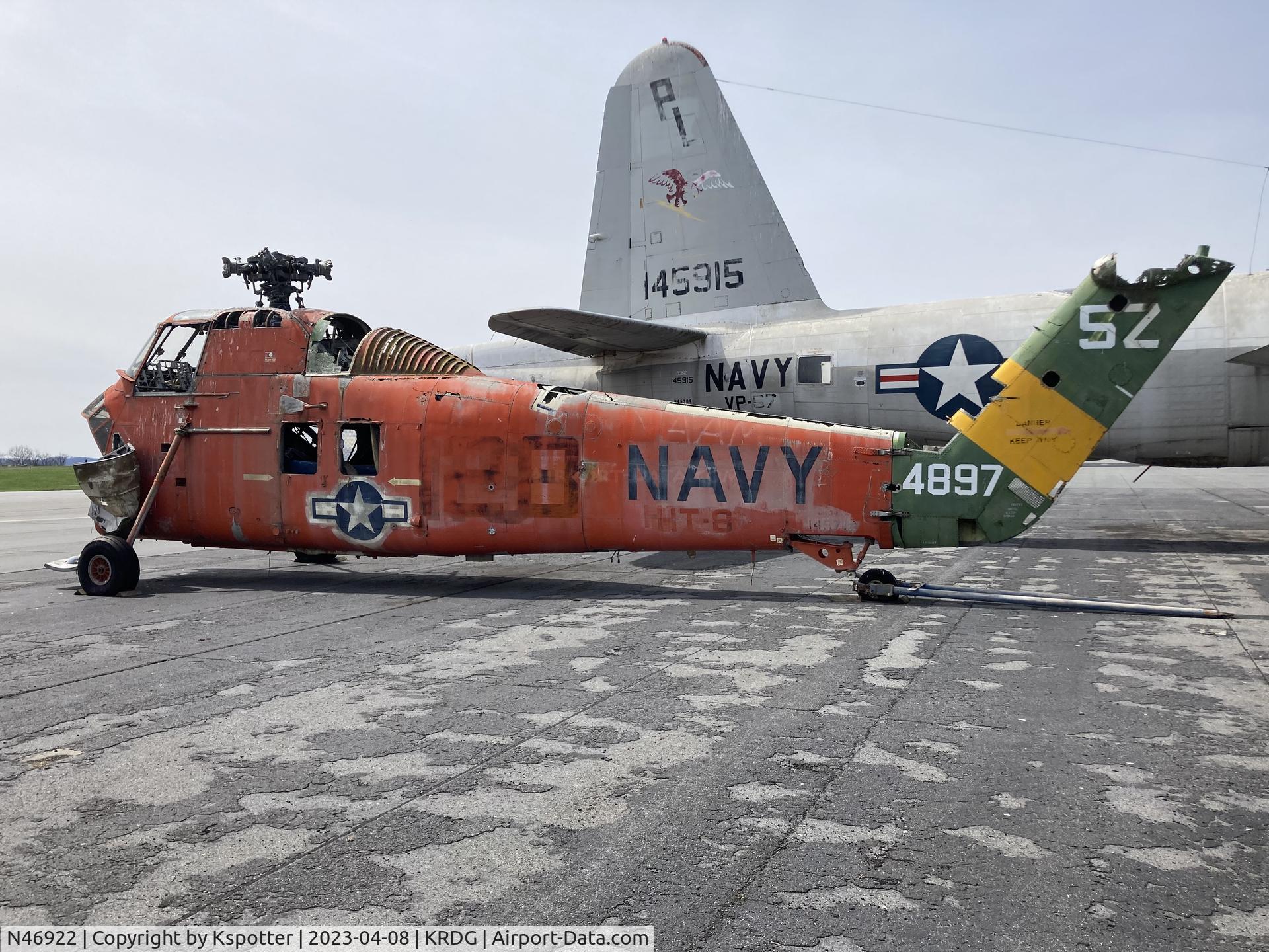 N46922, 1957 Sikorsky UH-34J (HSS-1N) C/N 581069, Poor chopper :(