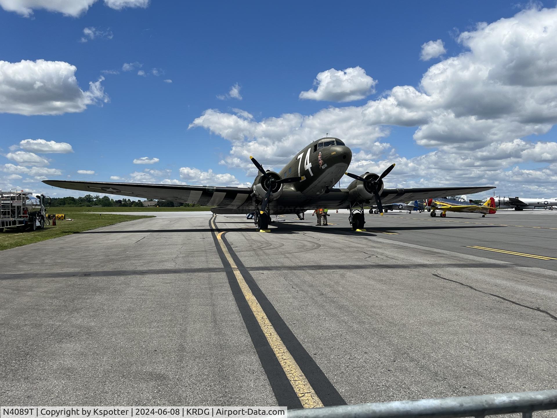 N4089T, 1941 Douglas DC-3 C/N 4089, C-49 