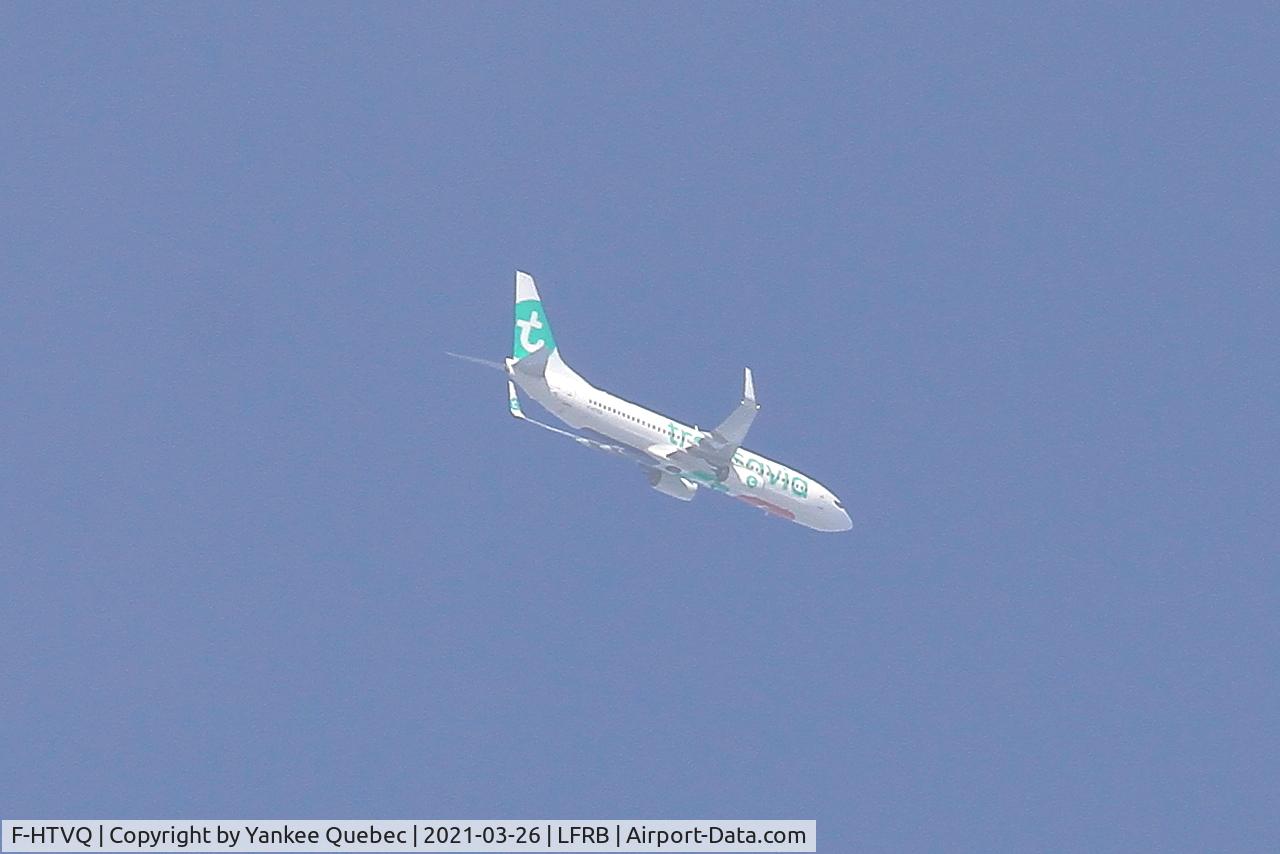 F-HTVQ, 2013 Boeing 737-8AL C/N 39068, Flight over Brest-Bretagne airport (LFRB-BES)