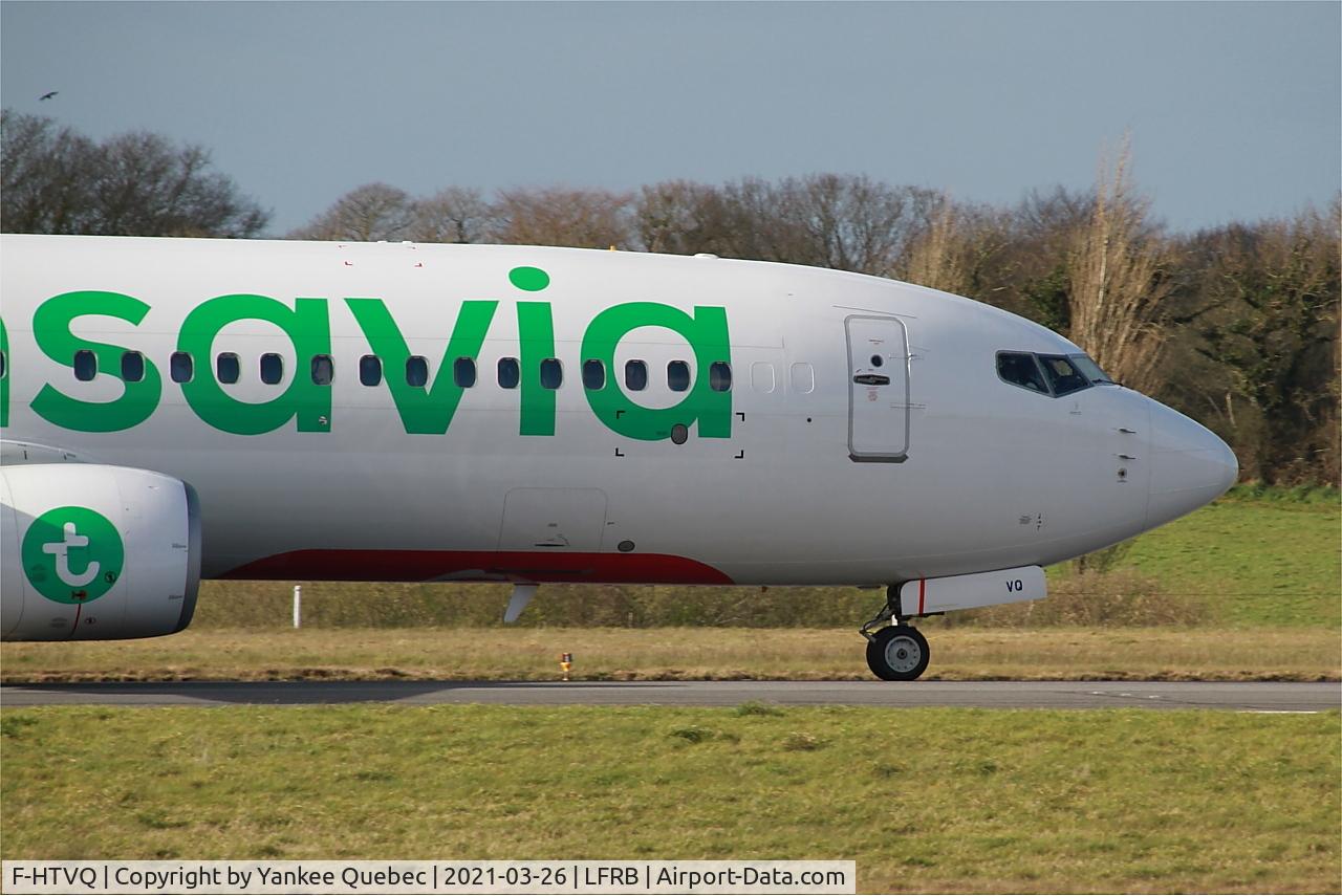 F-HTVQ, 2013 Boeing 737-8AL C/N 39068, Taxiing rwy 25L, Brest-Bretagne airport (LFRB-BES)