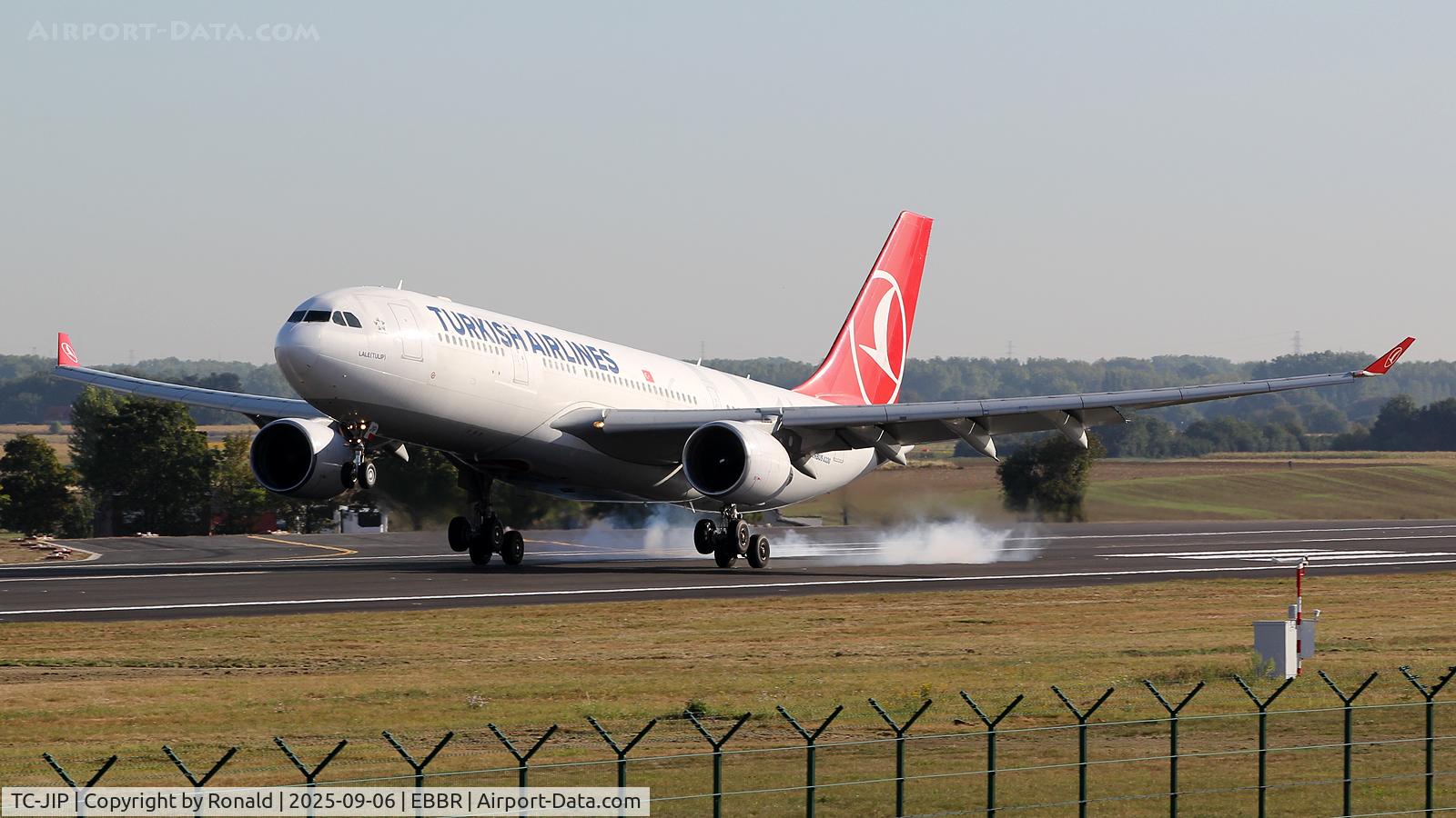 TC-JIP, 2007 Airbus A330-223 C/N 876, at ebbr
