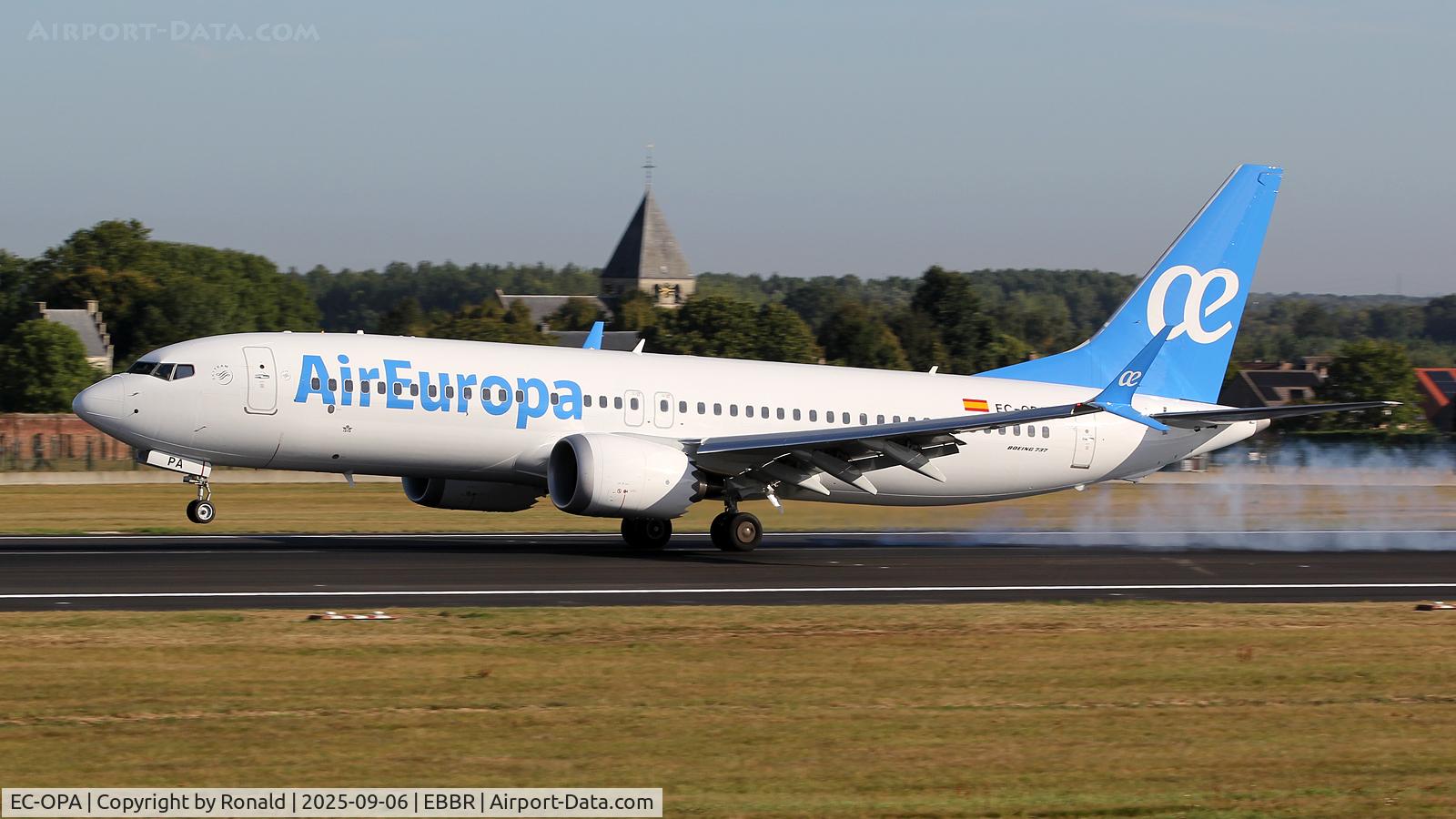 EC-OPA, 2025 Boeing 737-8 MAX C/N 43571 / 9238, at ebbr