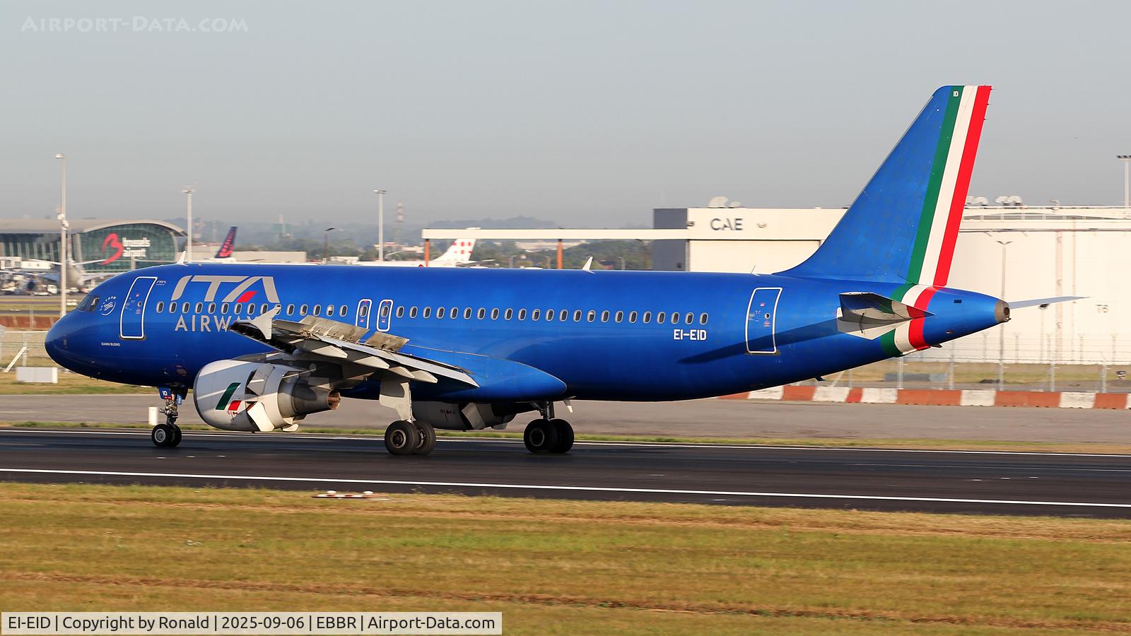 EI-EID, 2010 Airbus A320-216 C/N 4523, at ebbr