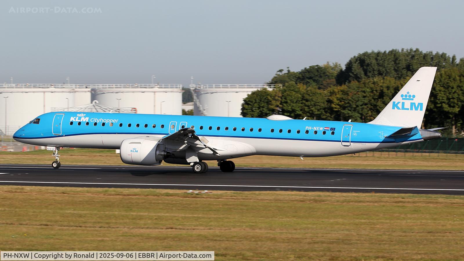 PH-NXW, 2024 Embraer E195-E2 C/N 19020161, at ebbr