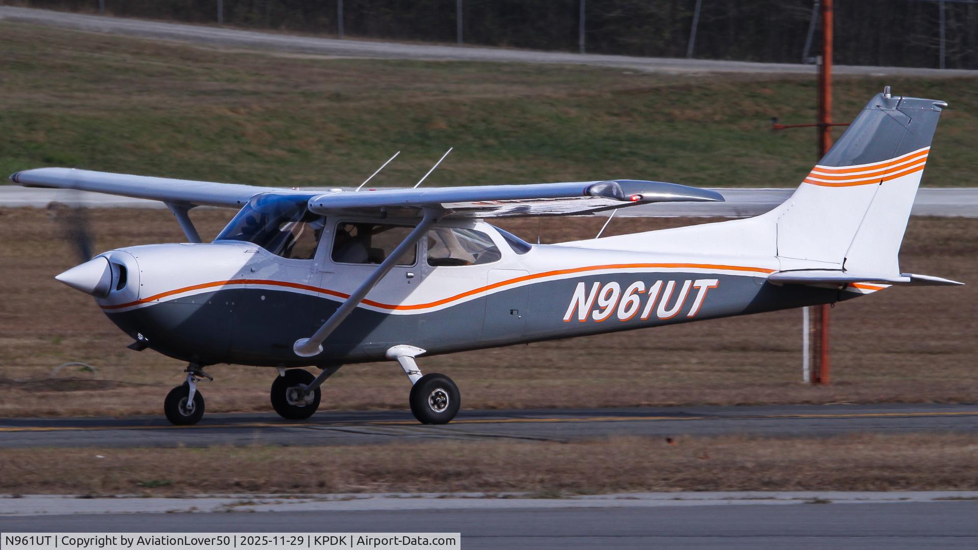 N961UT, 1977 Cessna R172K Hawk XP C/N R1722337, Hawk XP