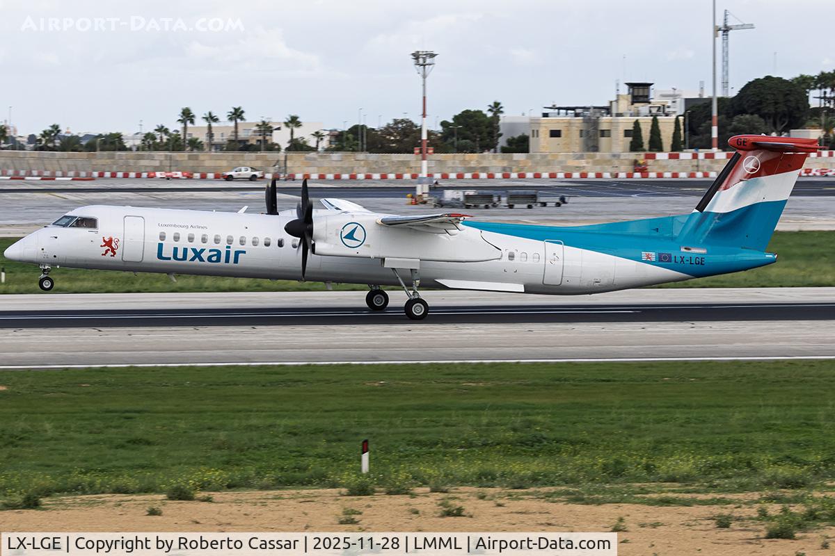 LX-LGE, 2009 De Havilland Canada DHC-8-402Q Dash 8 C/N 4284, Runway 31