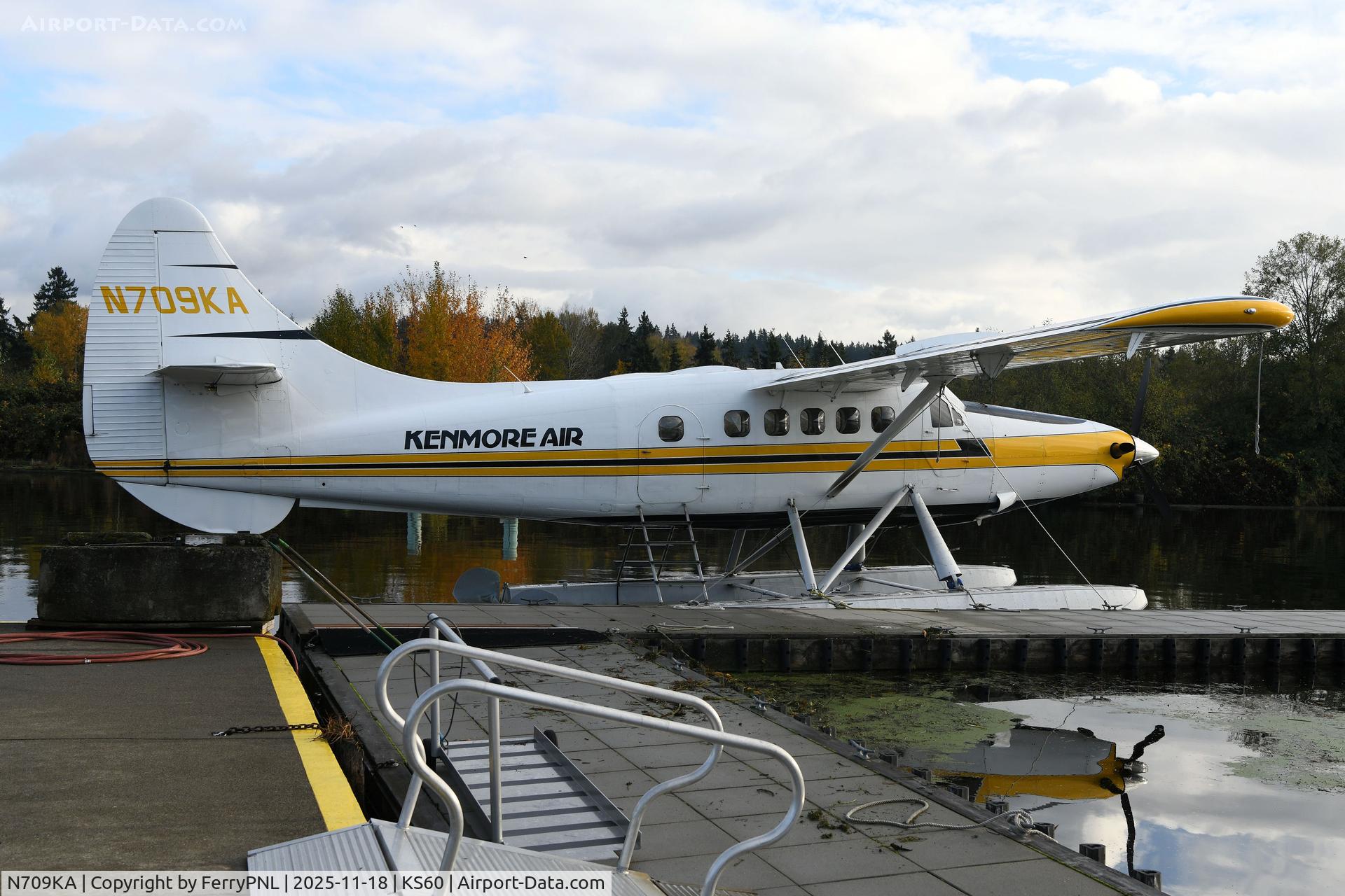 N709KA, 1960 Bombardier DHC-3 C/N 410, Kenmore Air DHC3 Turbo Otter moored at its base.