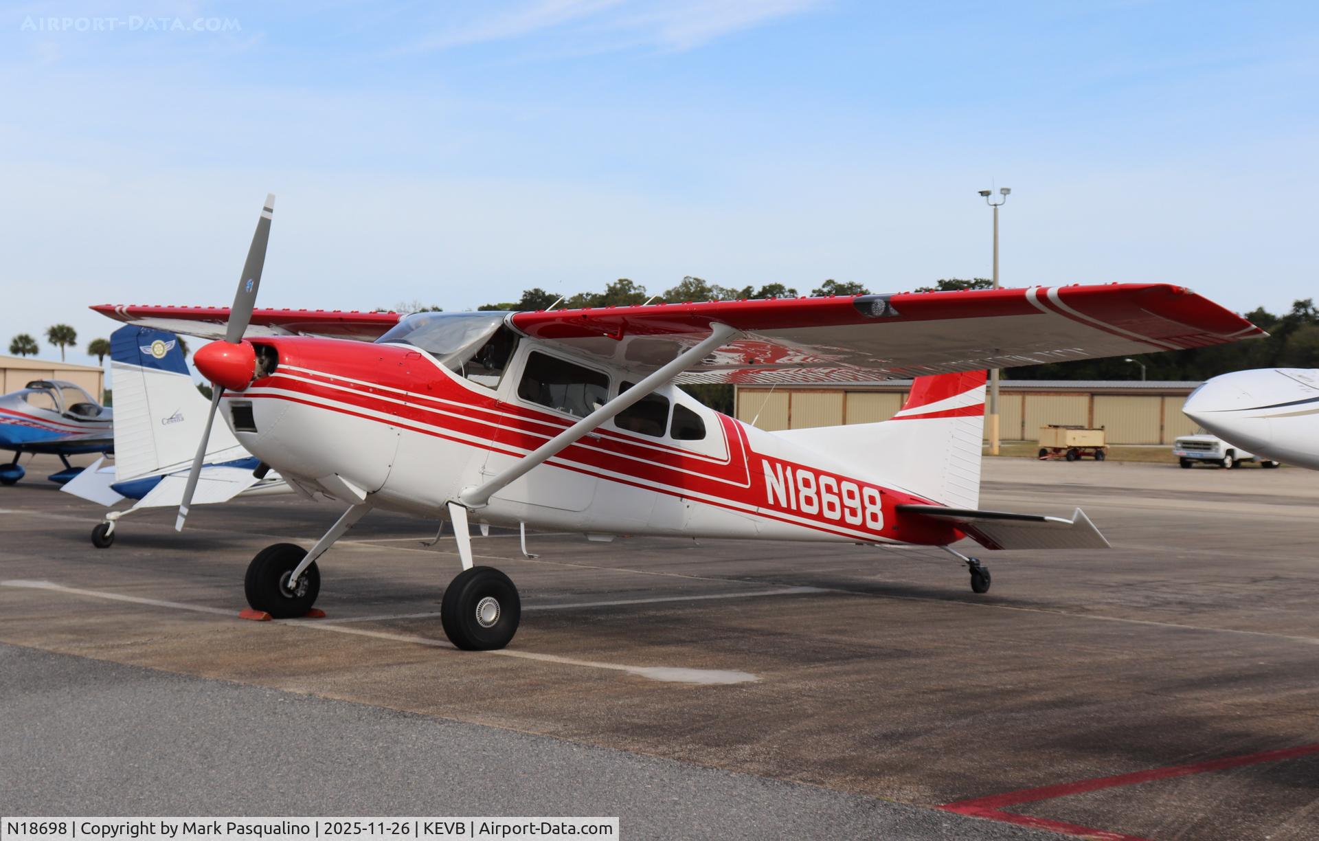 N18698, 1969 Cessna 180H Skywagon C/N 18052076, Cessna 180H