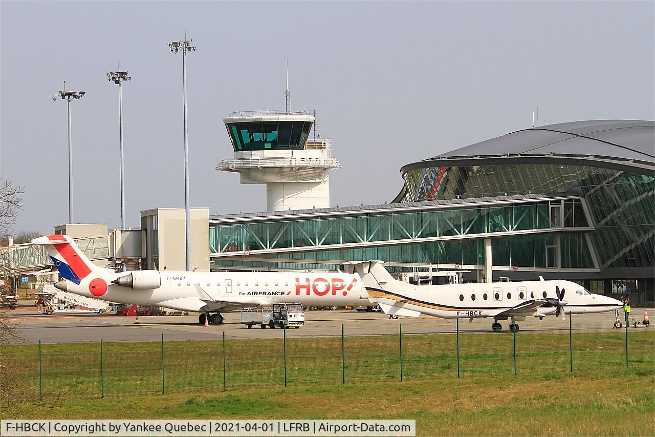 F-HBCK, 1999 Beech 1900D C/N UE-374, Boarding area, Brest-Bretagne airport (LFRB-BES)