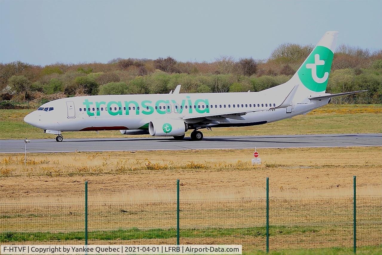 F-HTVF, 2017 Boeing 737-8K2 C/N 62160, Taxiing rwy 07R, Brest-Bretagne airport (LFRB-BES)