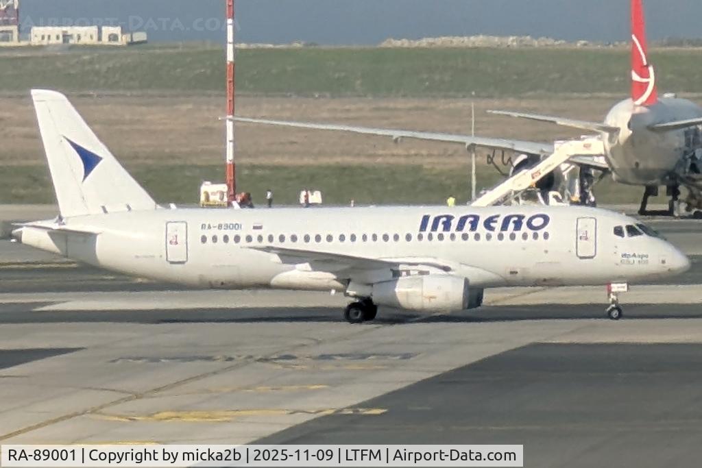 RA-89001, 2011 Sukhoi SuperJet 100-95LR C/N 95008, Taxiing