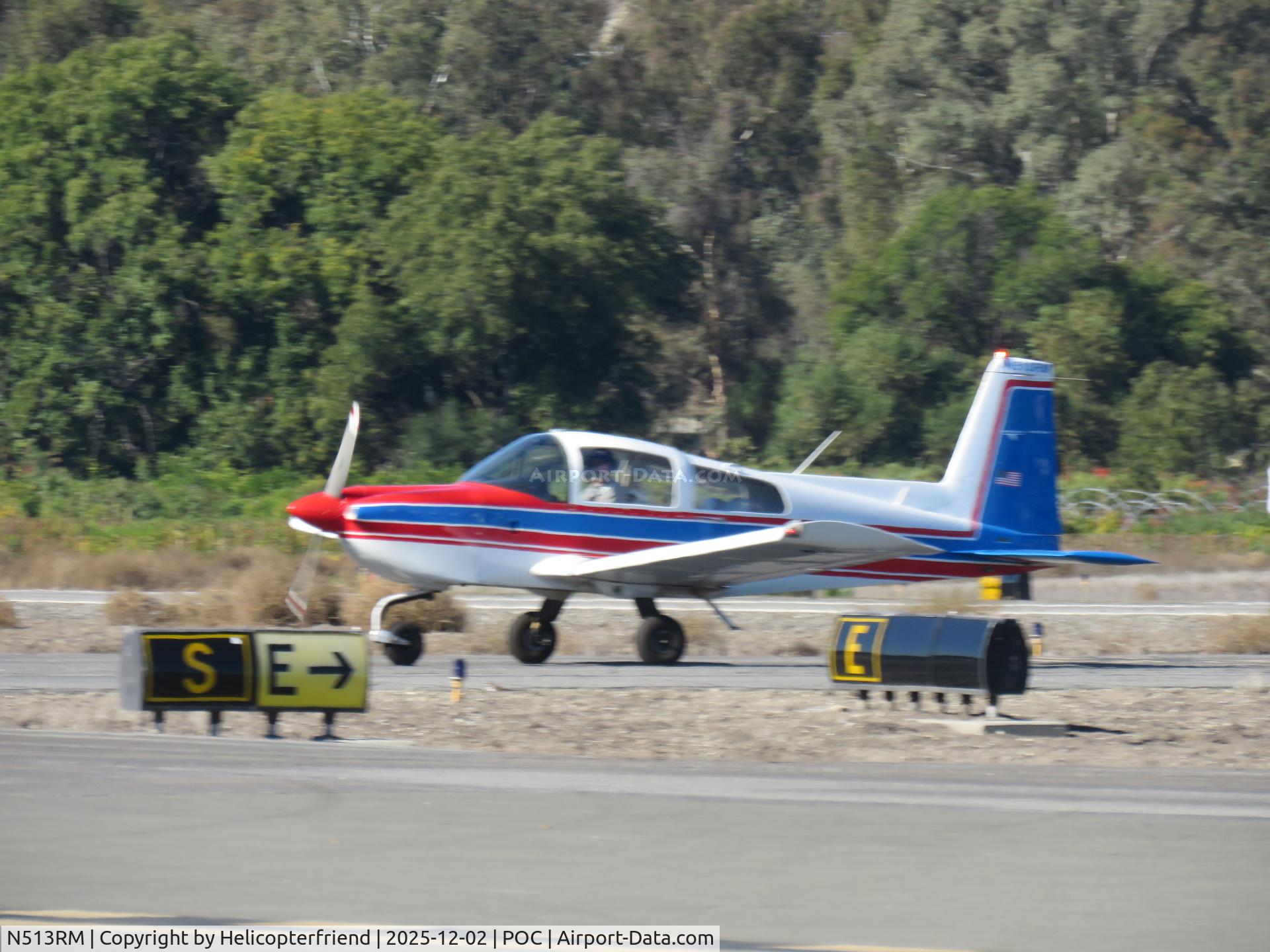 N513RM, 1977 Grumman American AA-5B Tiger C/N AA5B0458, Holding short of taxiway Sierra
