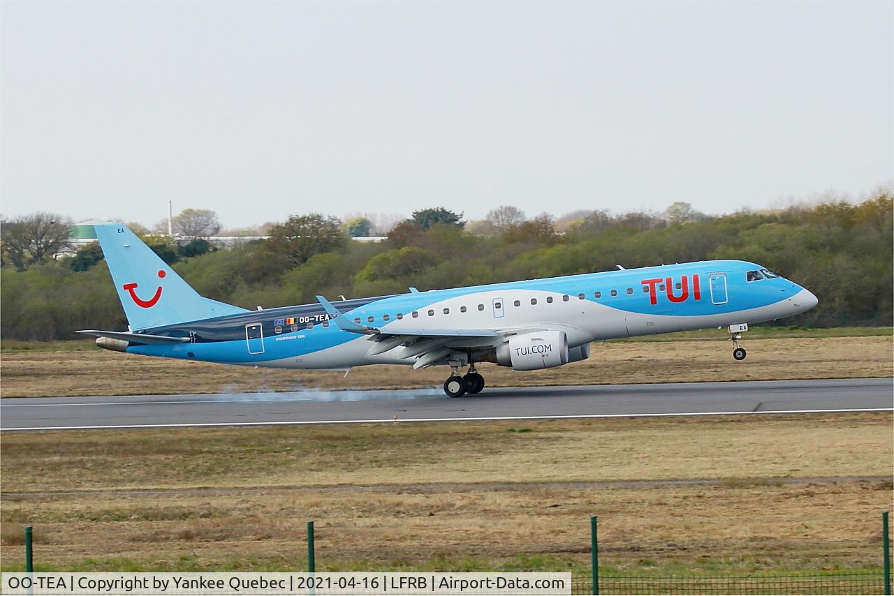 OO-TEA, 2014 Embraer 190LR (ERJ-190-100LR) C/N 19000665, Landing rwy 07R, Brest-Bretagne airport (LFRB-BES)
