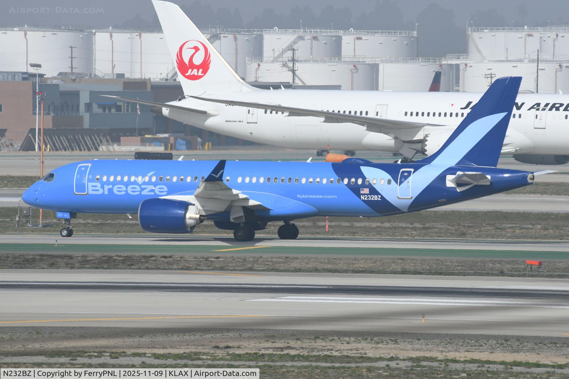 N232BZ, 2024 Airbus A220-371 C/N 55271, Breeze A223 arriving