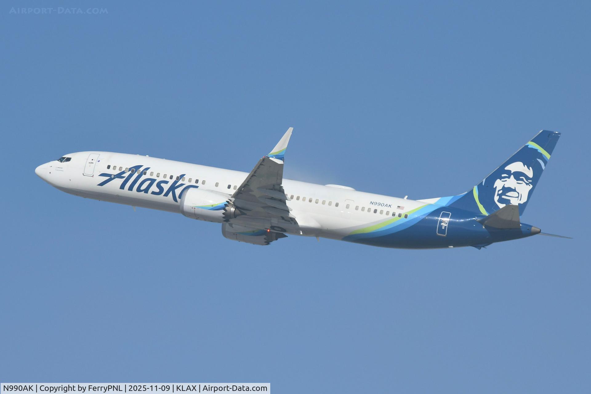 N1, 1988 Gulfstream Aerospace G-IV C/N 1071, Alaska B739 taking-off