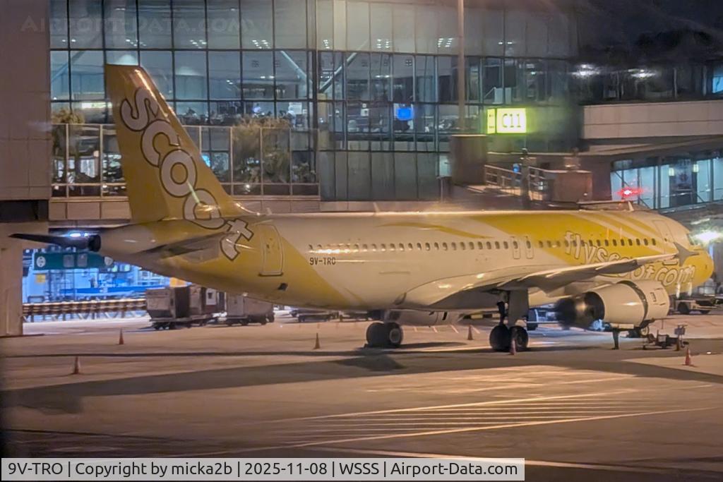 9V-TRO, 2012 Airbus A320-232 C/N 5188, Parked