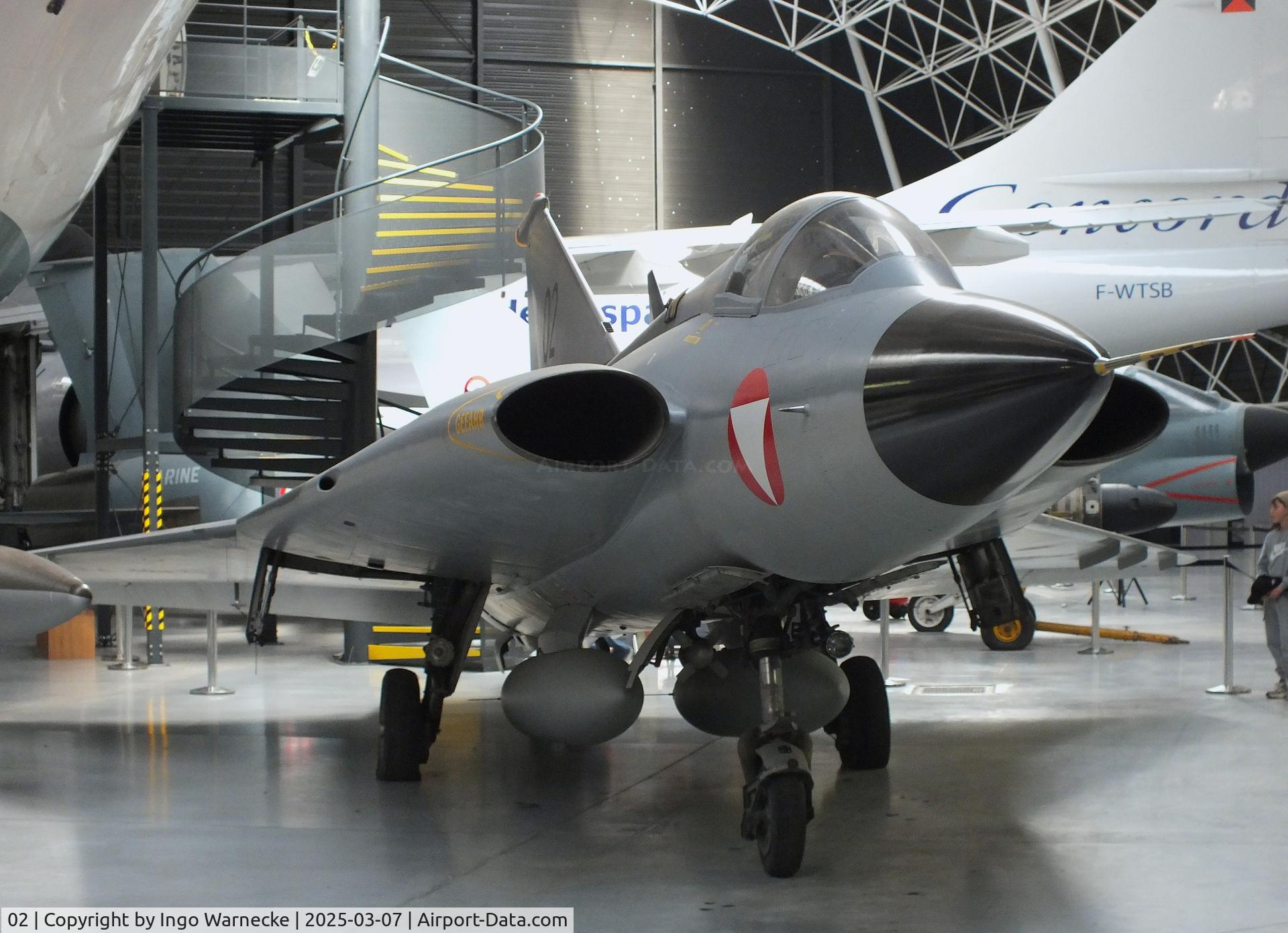 02, Saab J-35Oe MkII Draken C/N 35-1402, SAAB J35Oe Mk II Draken at the Aeroscopia, Blagnac (Toulouse)