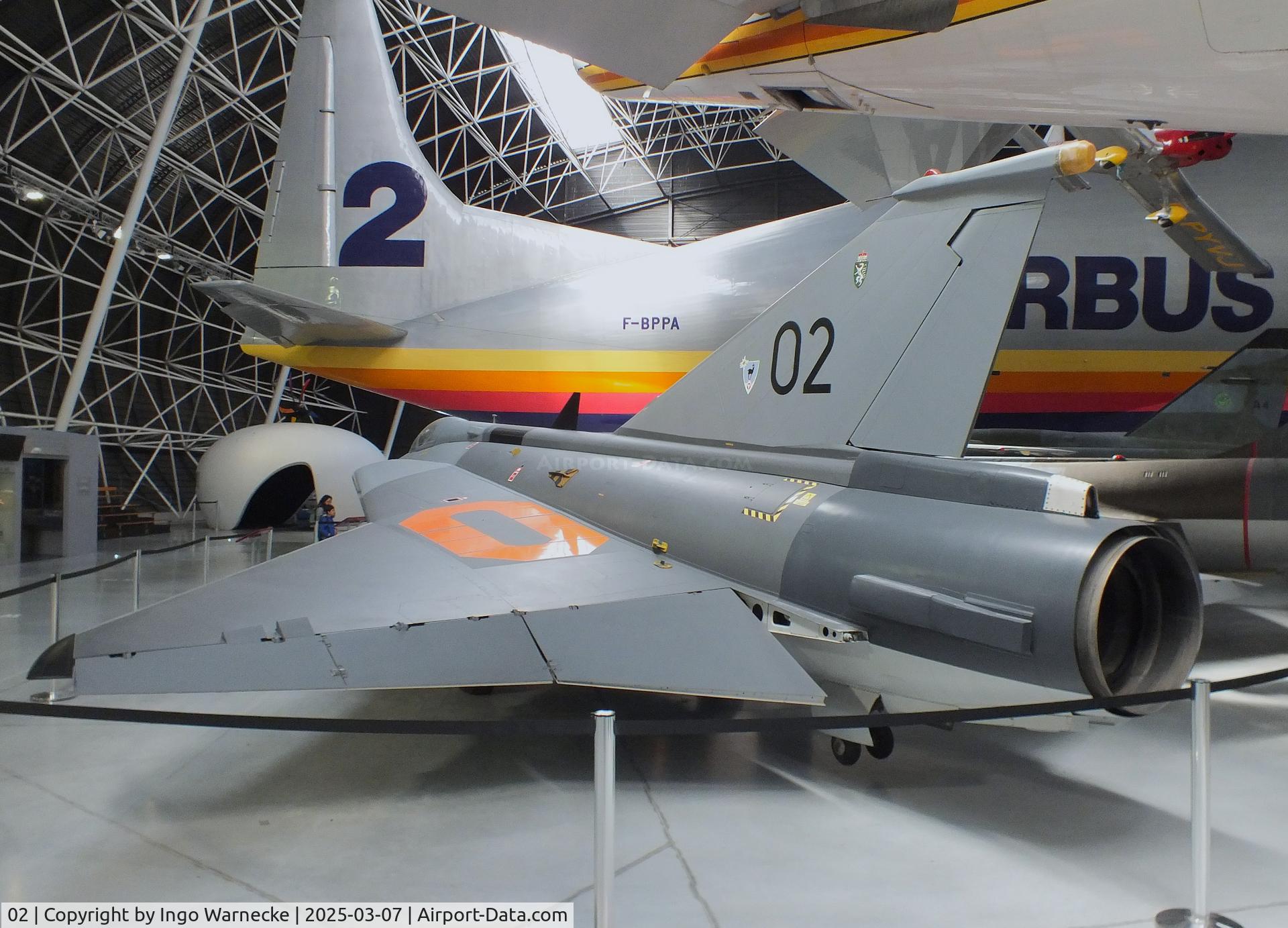02, Saab J-35Oe MkII Draken C/N 35-1402, SAAB J35Oe Mk II Draken at the Aeroscopia, Blagnac (Toulouse)