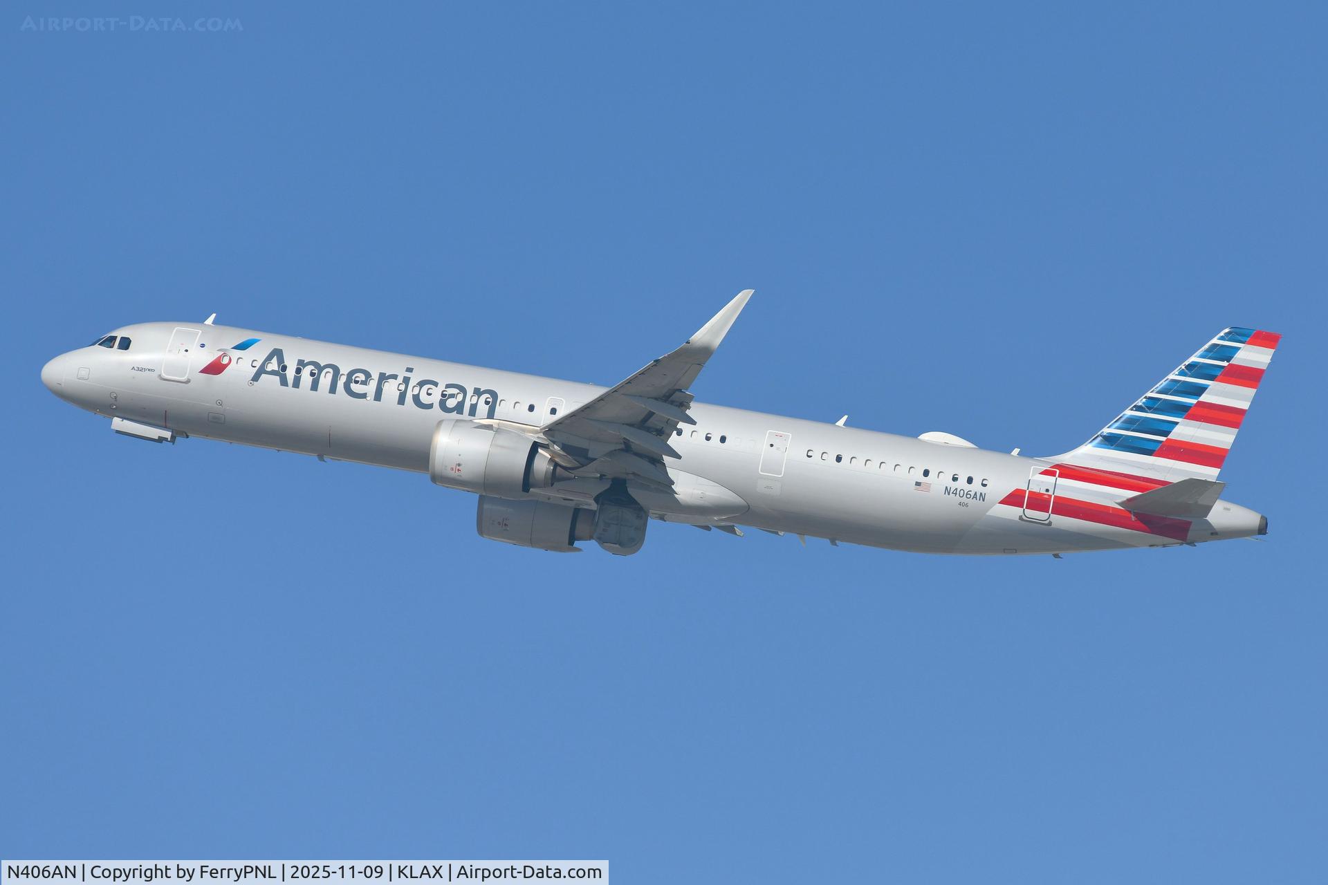 N406AN, 2019 Airbus A321-253NX C/N 8834, American A321N departing