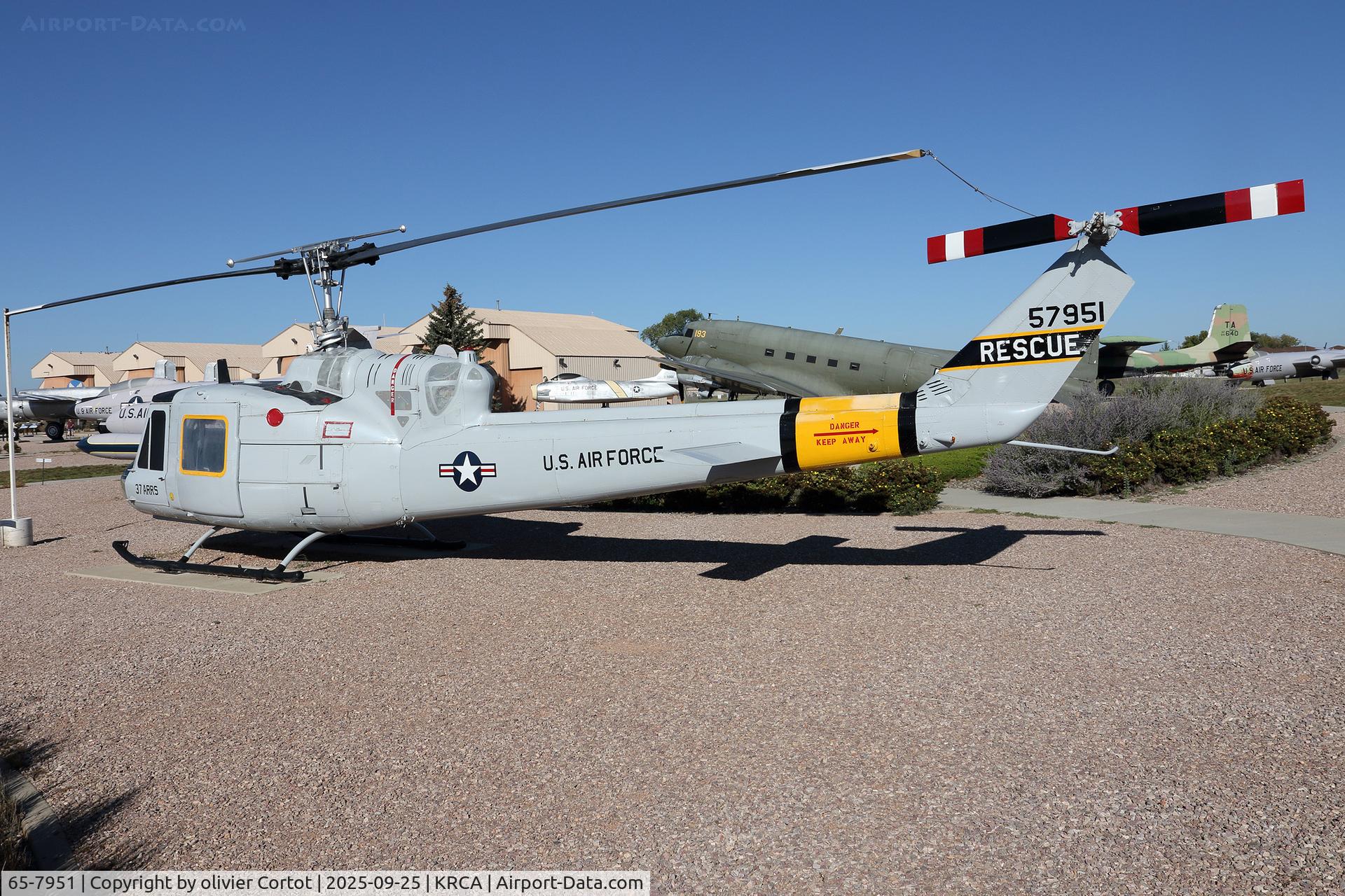 65-7951, 1965 Bell UH-1F Iroquois C/N 7092, sept 2025