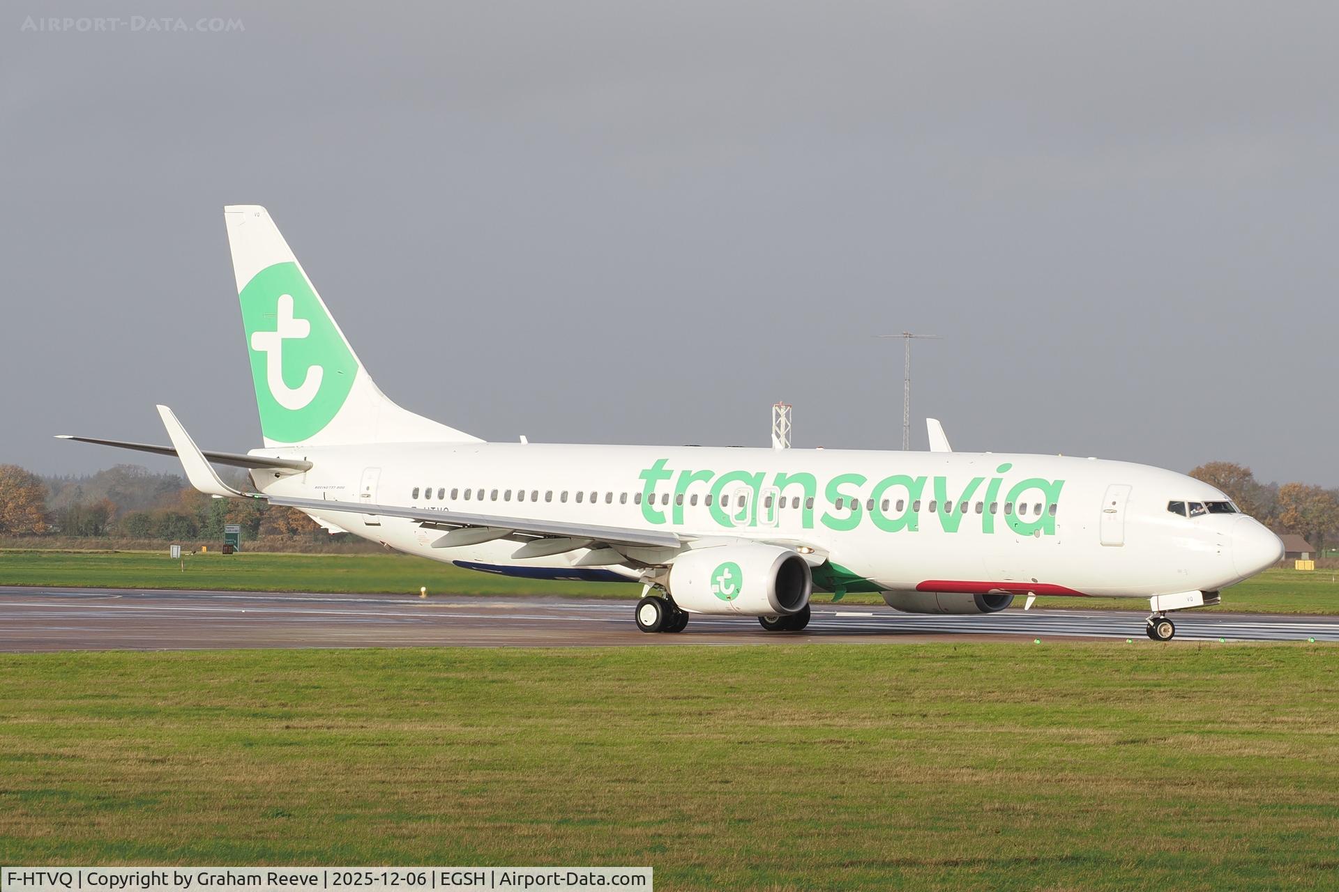 F-HTVQ, 2013 Boeing 737-8AL C/N 39068, Departing from Norwich.