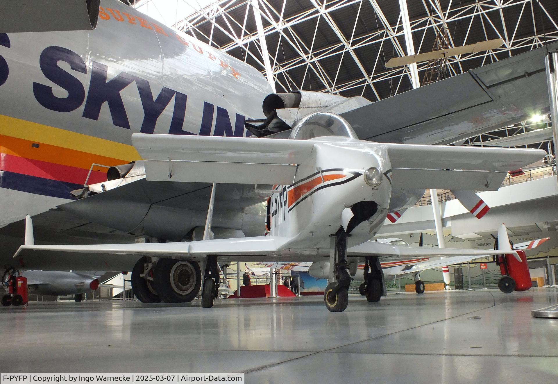 F-PYFP, 1979 Rutan VariViggen SP (Microstar) C/N 072, Rutan (Leo Chagnes) VariViggen / MicroStar (with 2 MicroTurbo jet engines) at the Aeroscopia, Blagnac (Toulouse)