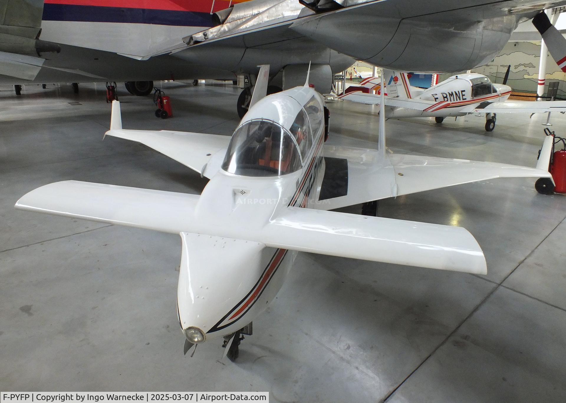 F-PYFP, 1979 Rutan VariViggen SP (Microstar) C/N 072, Rutan (Leo Chagnes) VariViggen / MicroStar (with 2 MicroTurbo jet engines) at the Aeroscopia, Blagnac (Toulouse)
