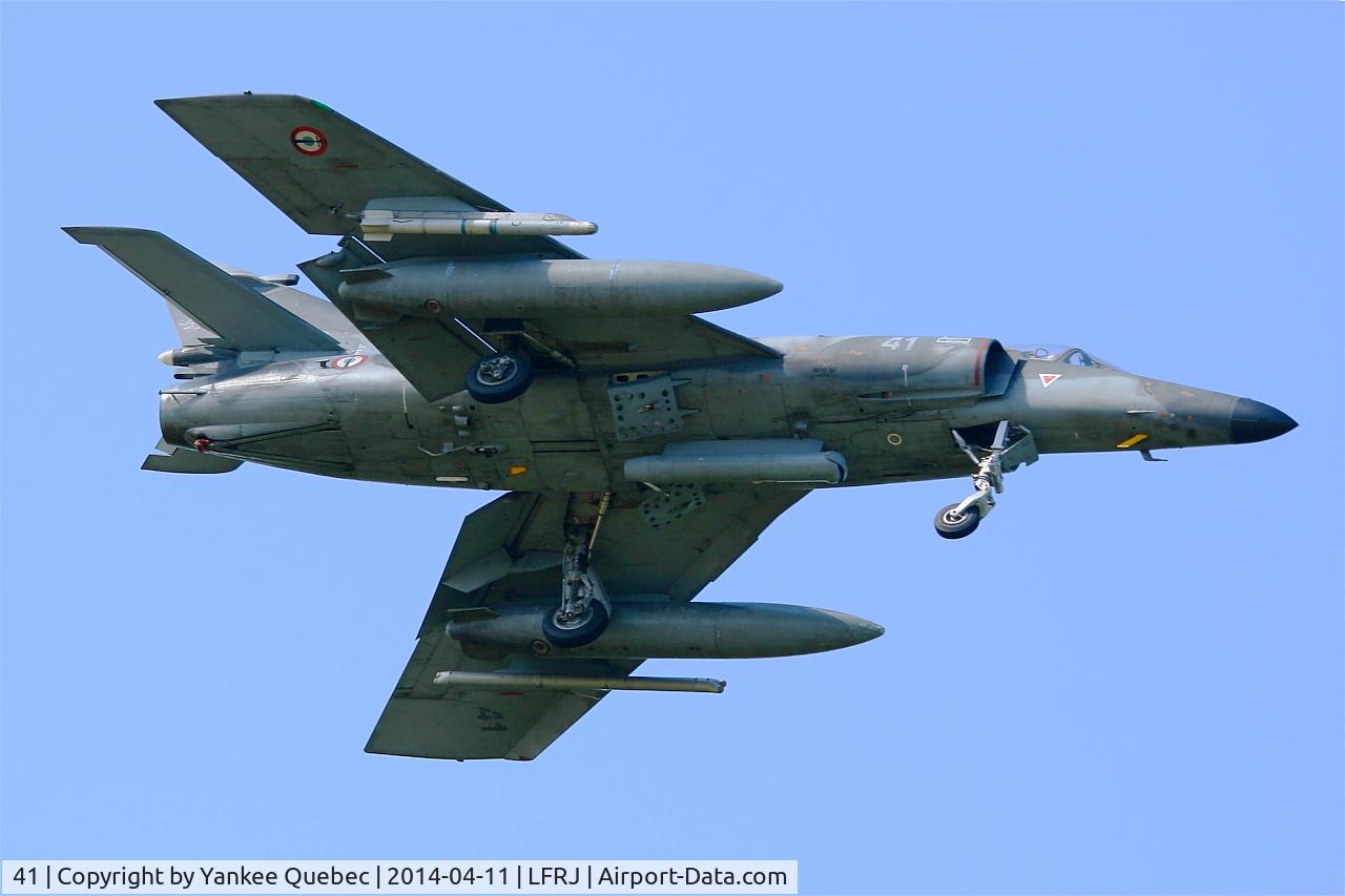 N1, 1988 Gulfstream Aerospace G-IV C/N 1071, Dassault Super Etendard MER, Landivisiau Naval Air Base (LFRJ-LDV)