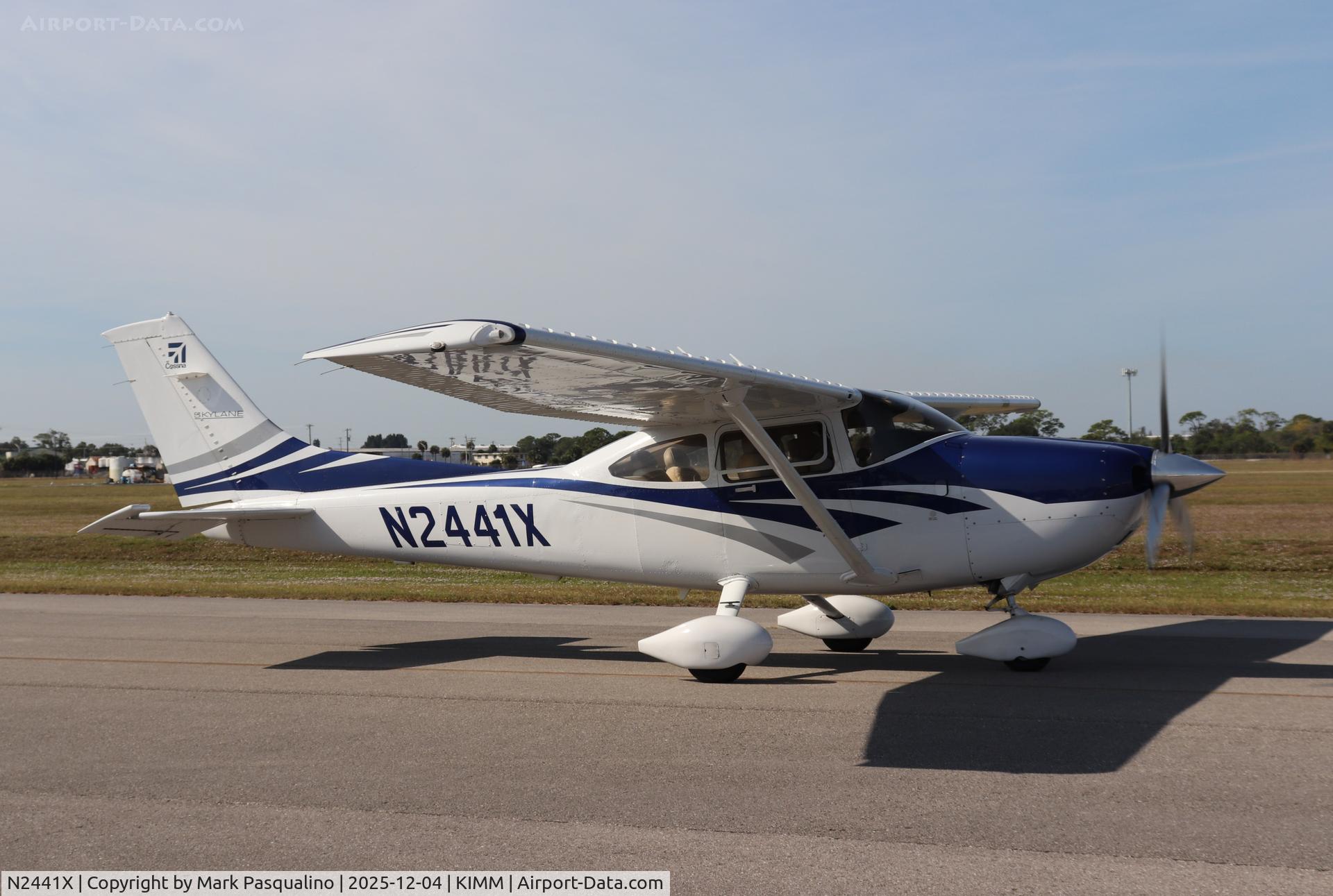 N2441X, 2006 Cessna 182T Skylane C/N 18281802, Cessna 182T