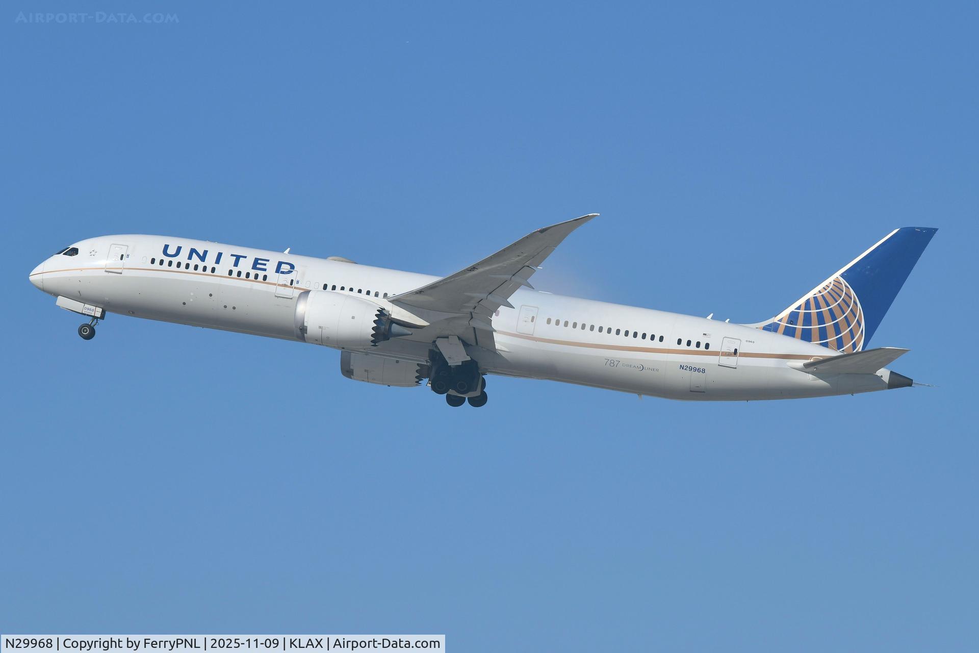 N29968, 2017 Boeing 787-9 Dreamliner Dreamliner C/N 60141, United B789 still operating in former outfit
