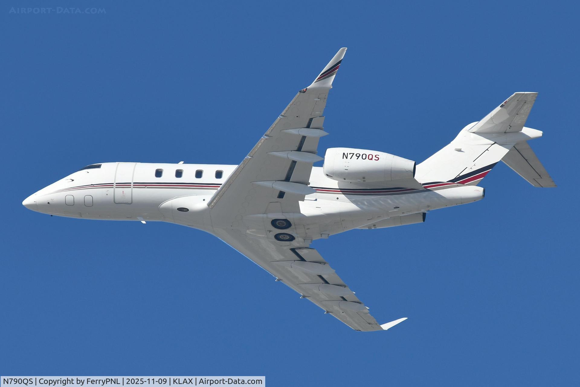 N790QS, 2016 Bombardier BD-100-1A10 Challanger 350 C/N 20627, Departure of Netjets CL350
