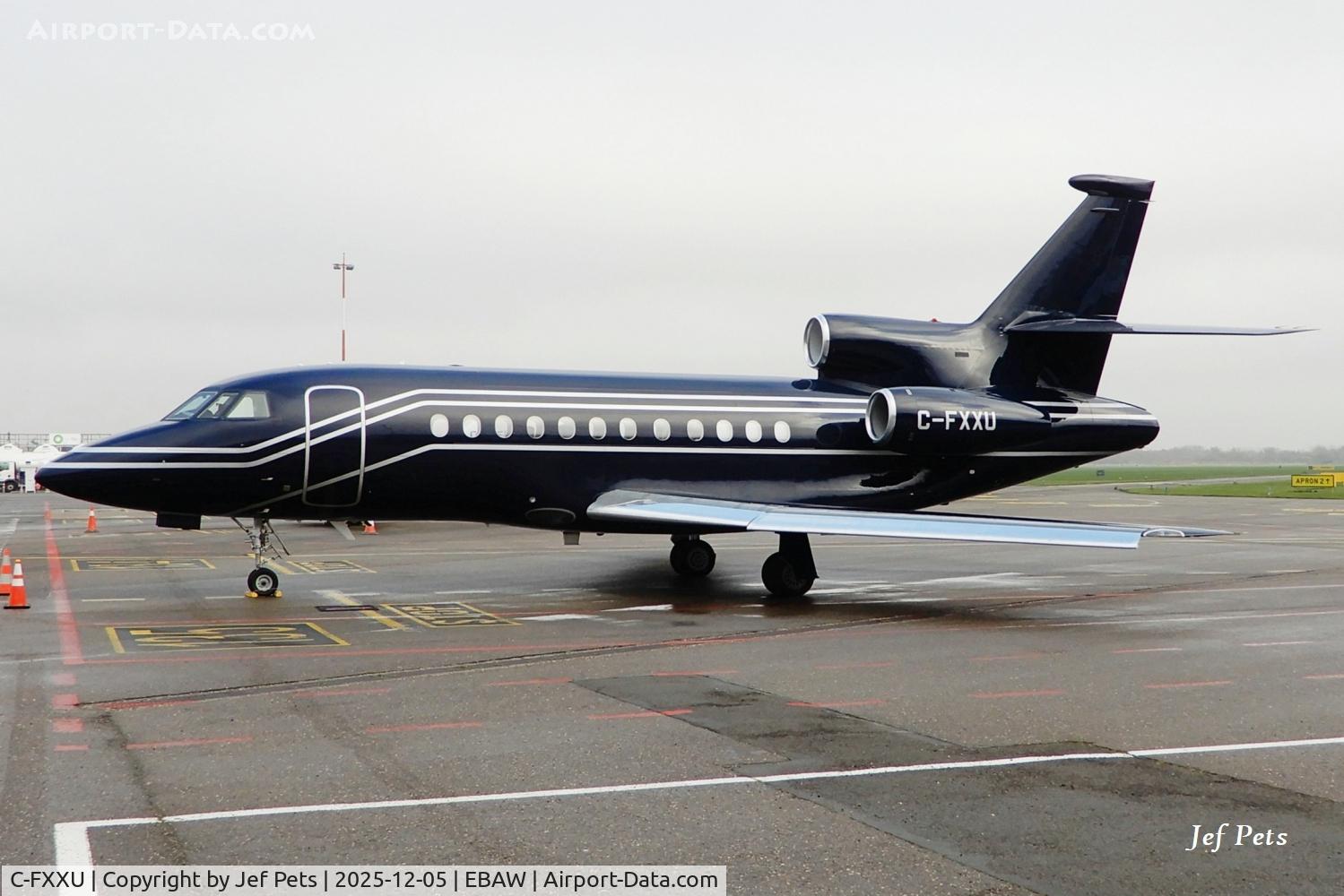 C-FXXU, 2005 Dassault Falcon 900EX C/N 150, At Antwerp Airport.
