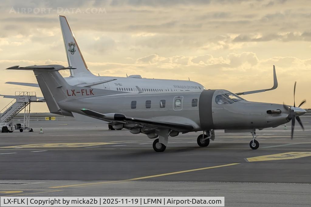 LX-FLK, Pilatus PC-12 NGX C/N 2194, Taxiing