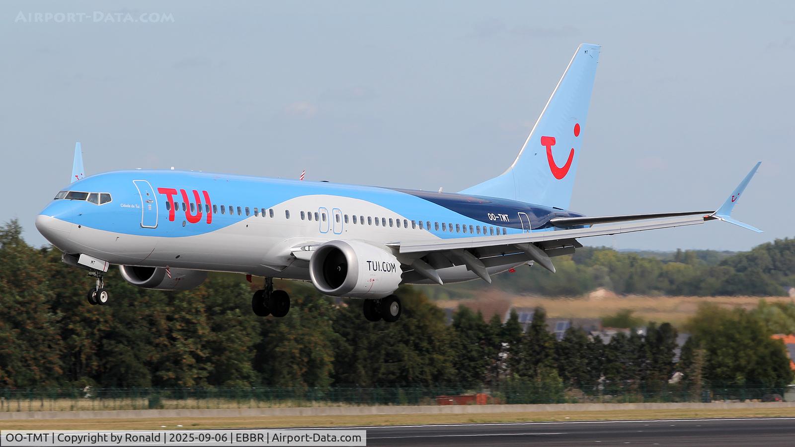 N1, 1988 Gulfstream Aerospace G-IV C/N 1071, at ebbr
