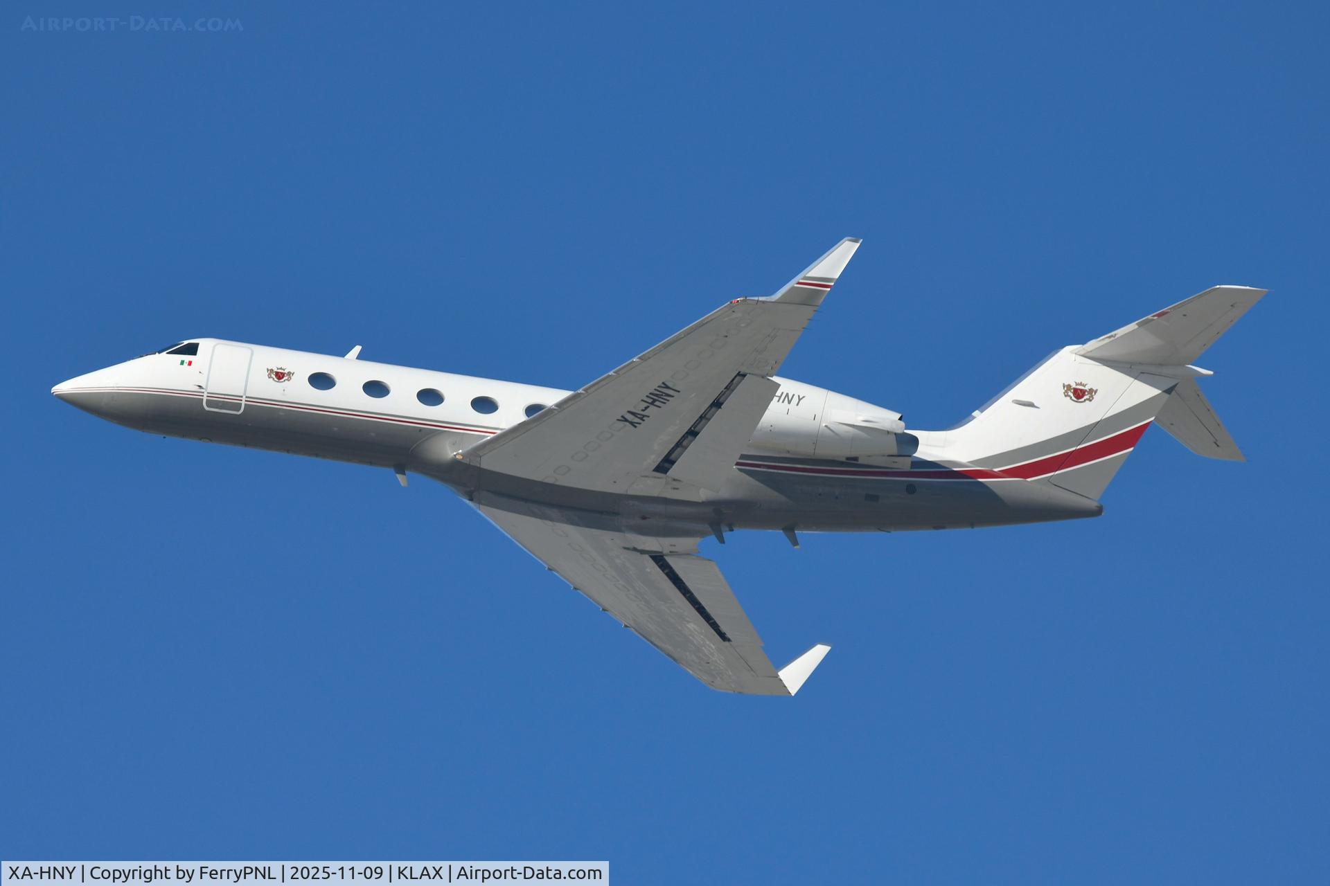 N1, 1988 Gulfstream Aerospace G-IV C/N 1071, Mexican G4 Private jet departing LAX