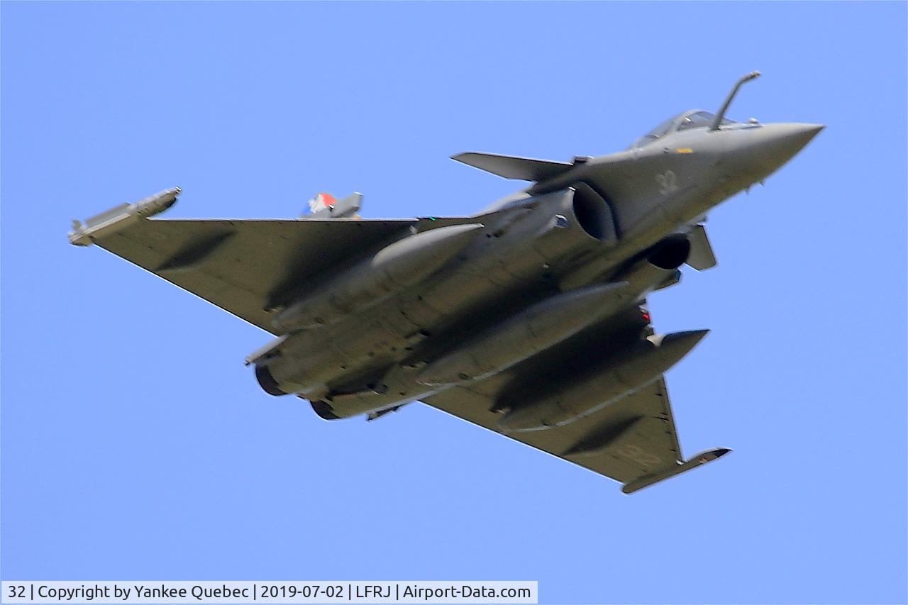 32, Dassault Rafale M C/N 32, Dassault Rafale M, Landivisiau Naval Air Base (LFRJ-LDV)