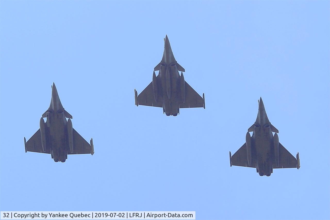 32, Dassault Rafale M C/N 32, Dassault Rafale M, Landivisiau Naval Air Base (LFRJ-LDV)