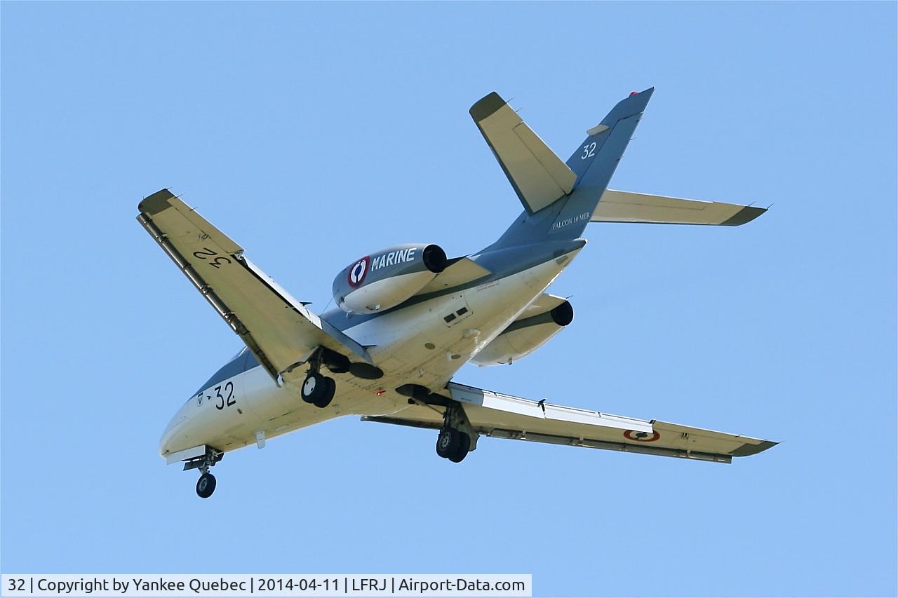 32, 1974 Dassault Falcon 10MER C/N 32, Dassault Falcon 10 MER, Landivisiau Naval Air Base (LFRJ-LDV)